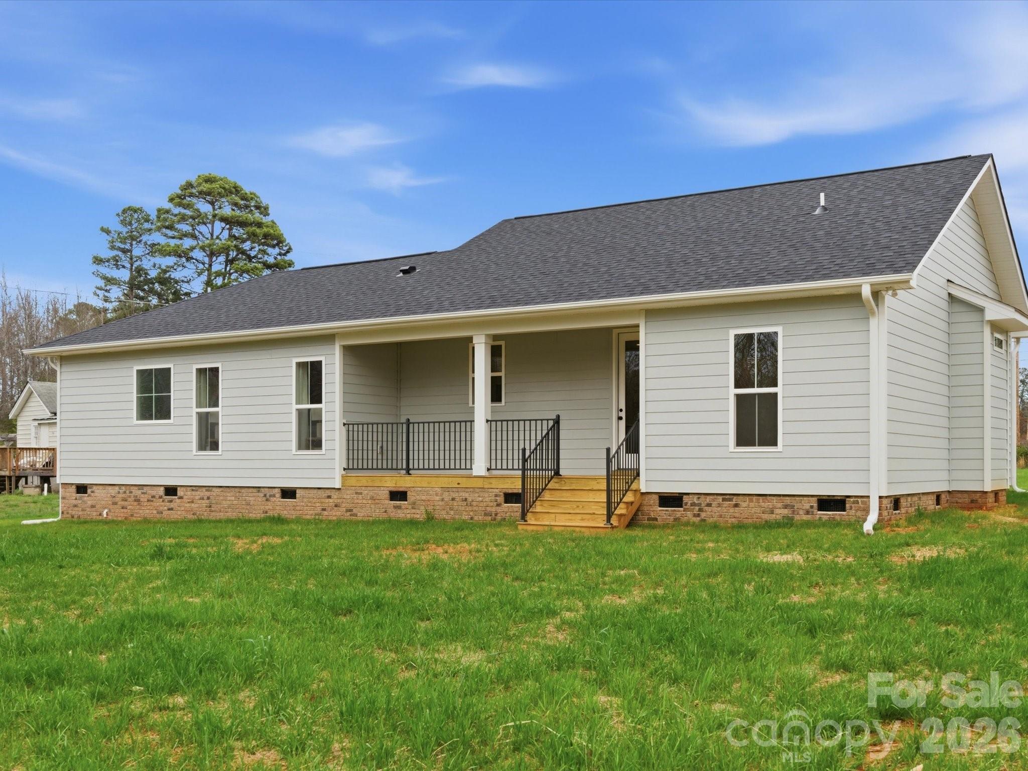 1133 White Jenkins Road — Bessemer City