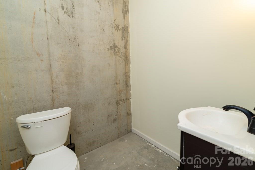 12 Chigger Ridge Road — Sylva