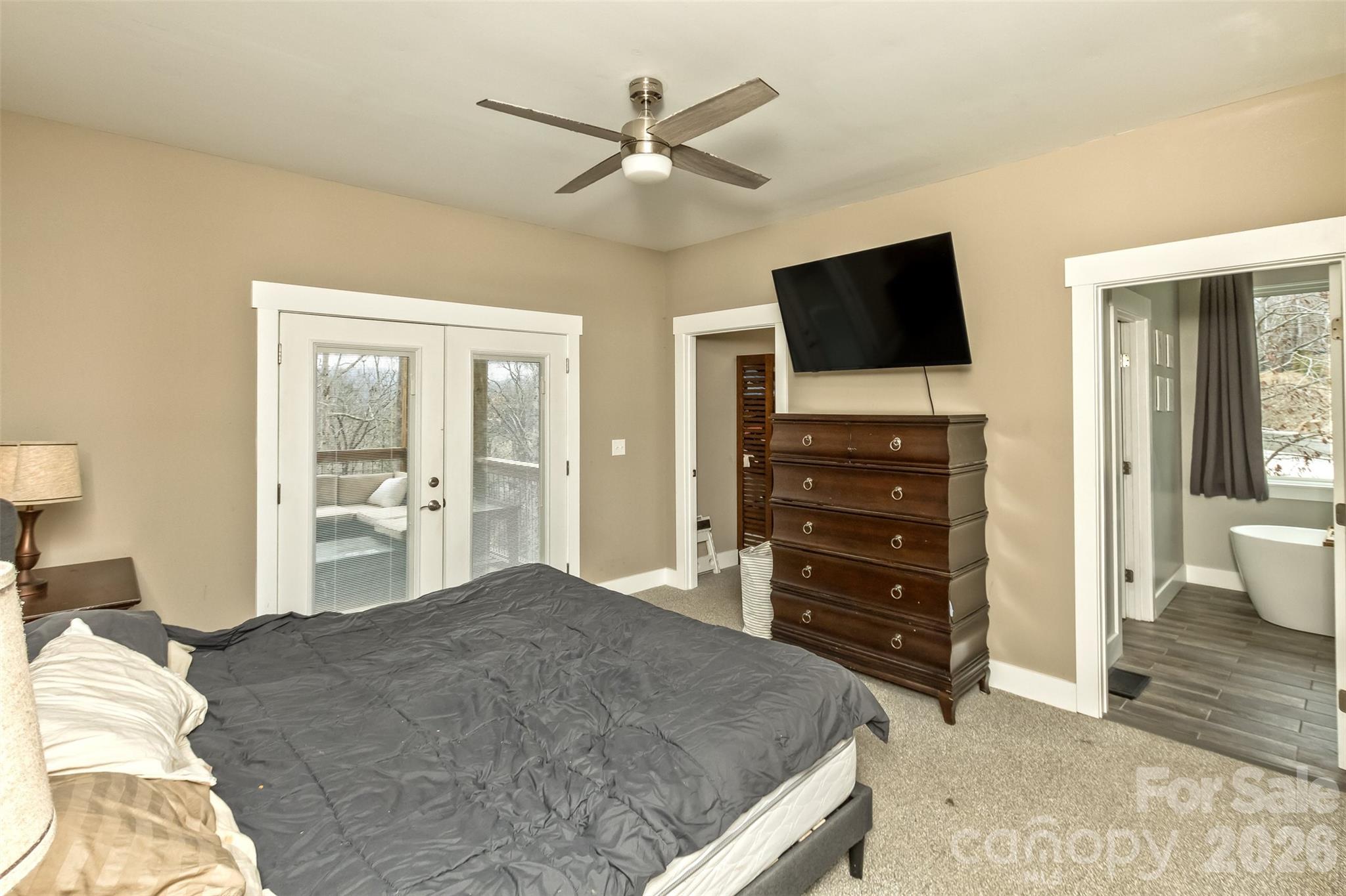 46 Carden Drive #10 — Weaverville