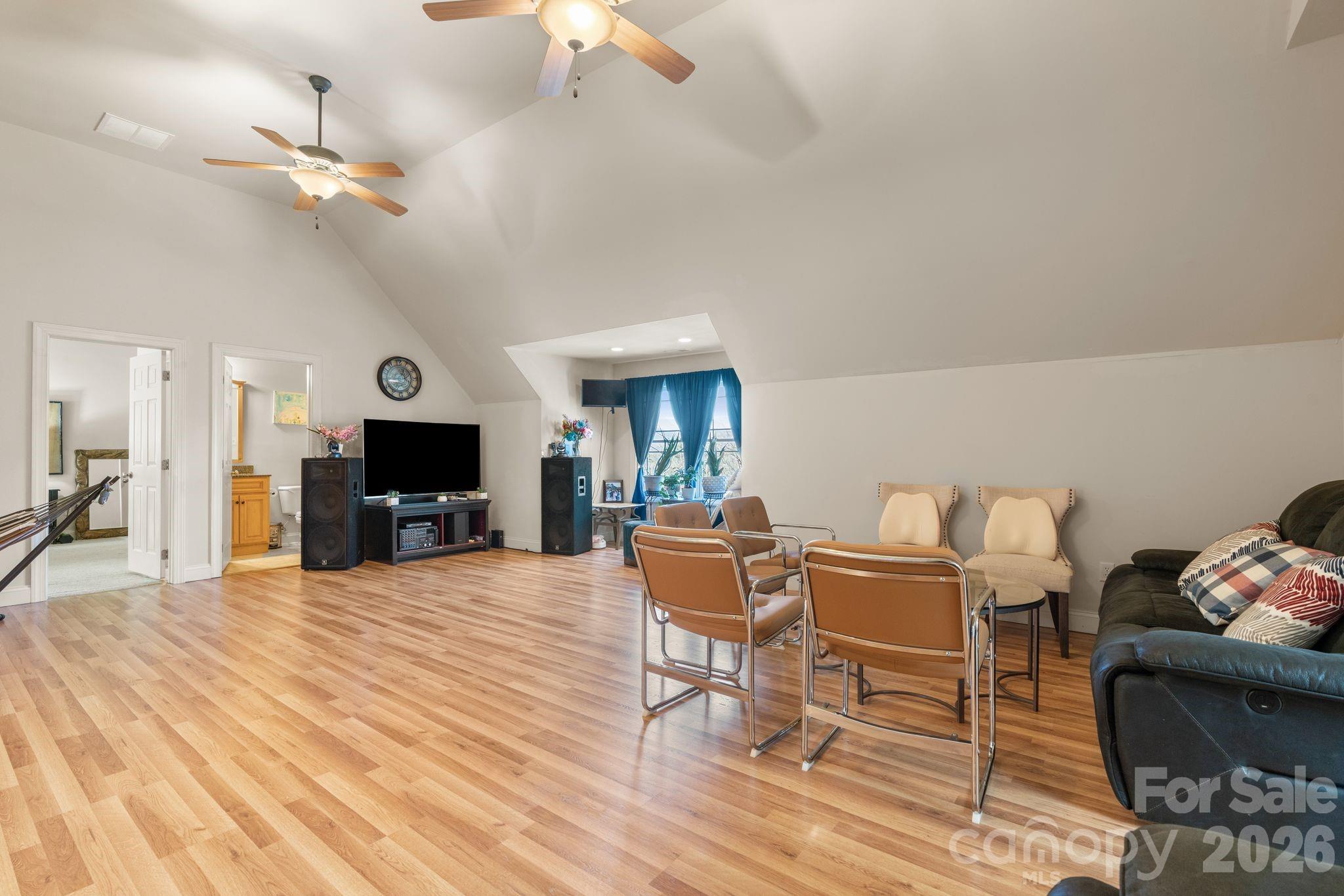 11 Trevors Trail — Asheville
