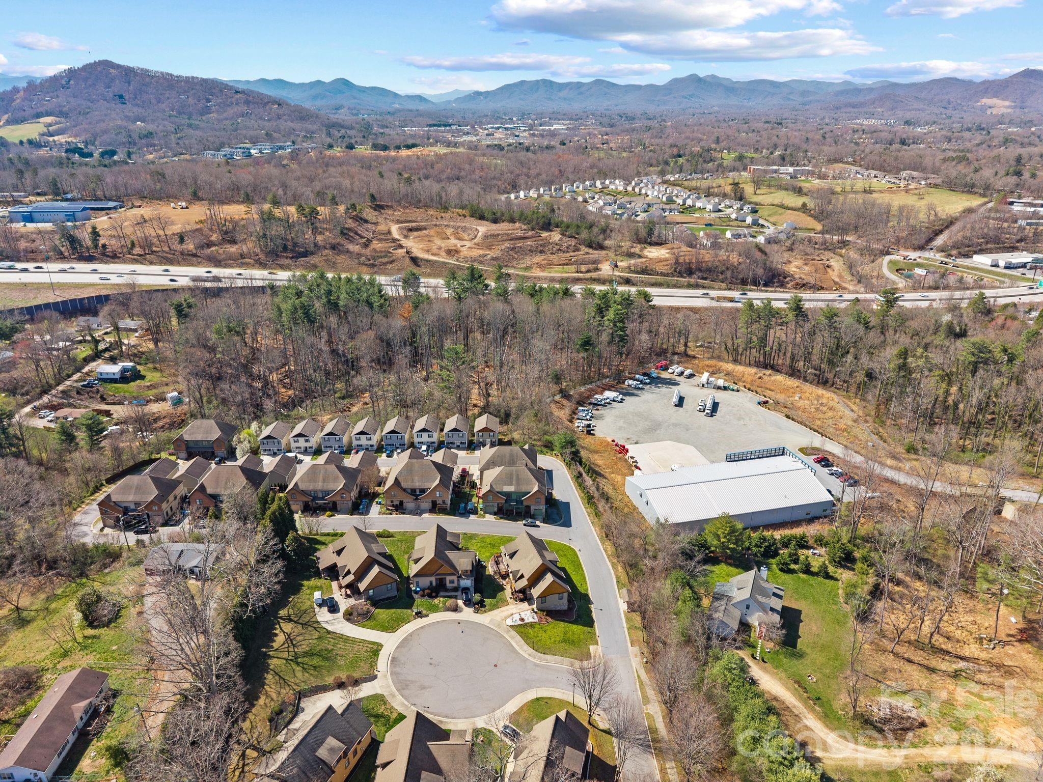 11 Trevors Trail — Asheville