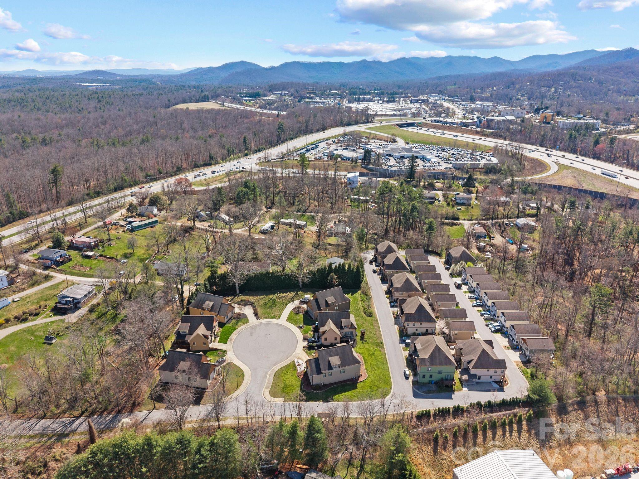 11 Trevors Trail — Asheville