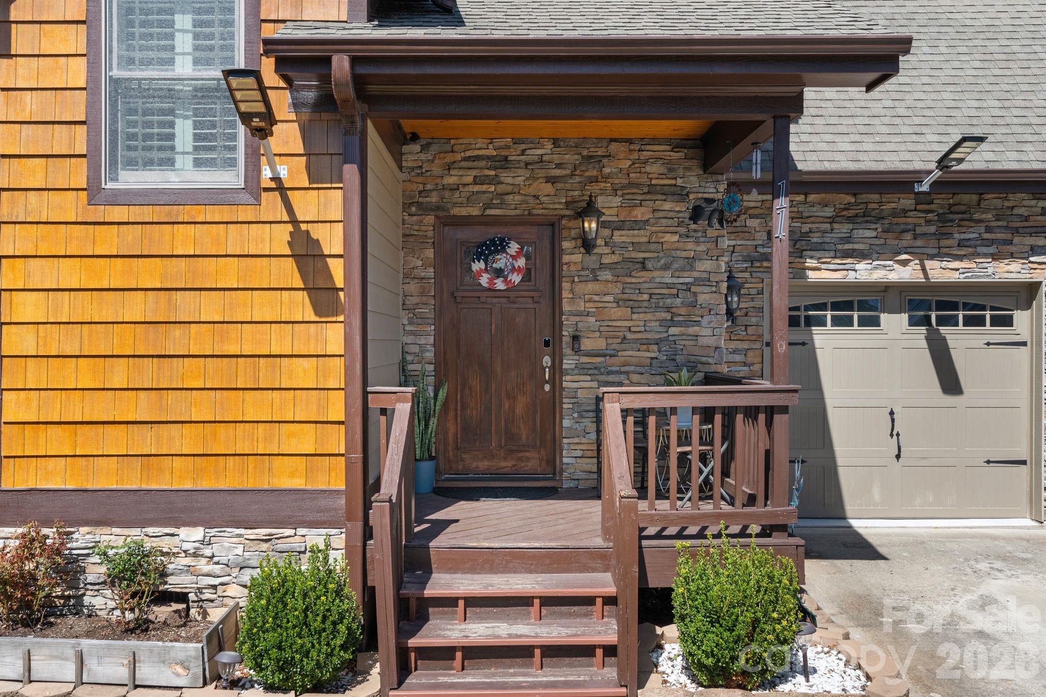 11 Trevors Trail — Asheville