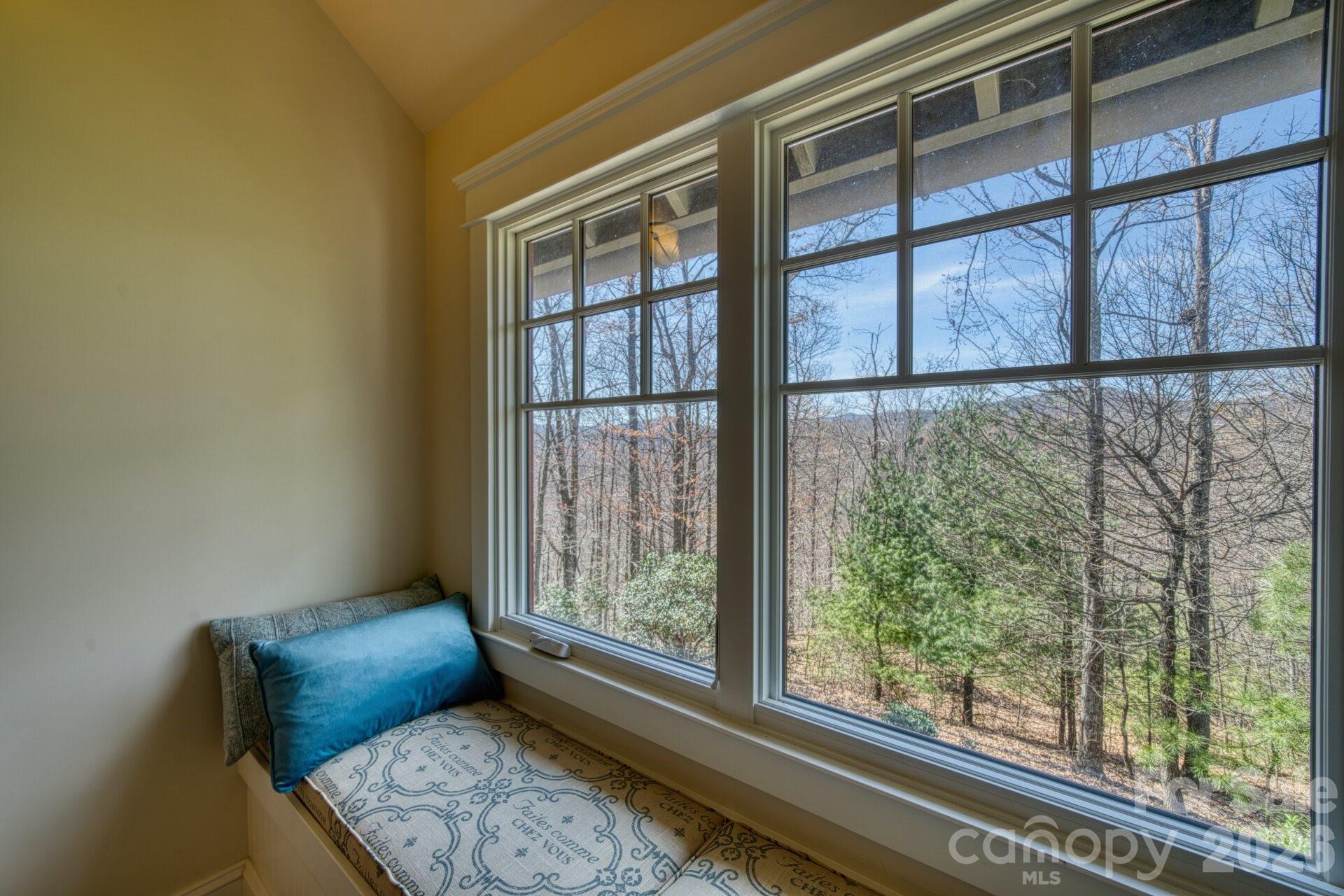 192 Woodruff Lane — Black Mountain