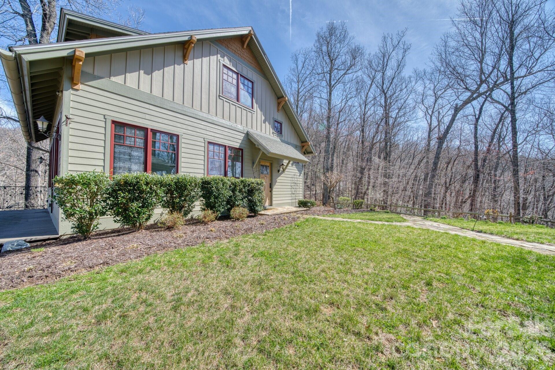 192 Woodruff Lane — Black Mountain