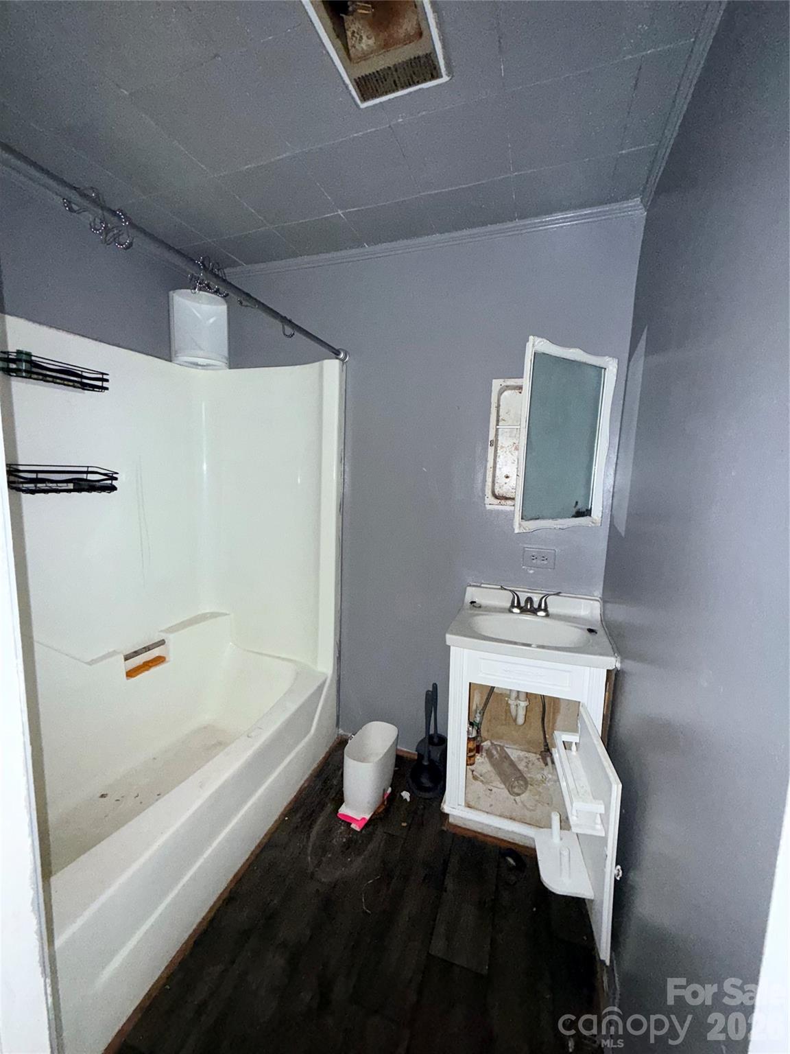 1015 Clark Street — Rocky Mount