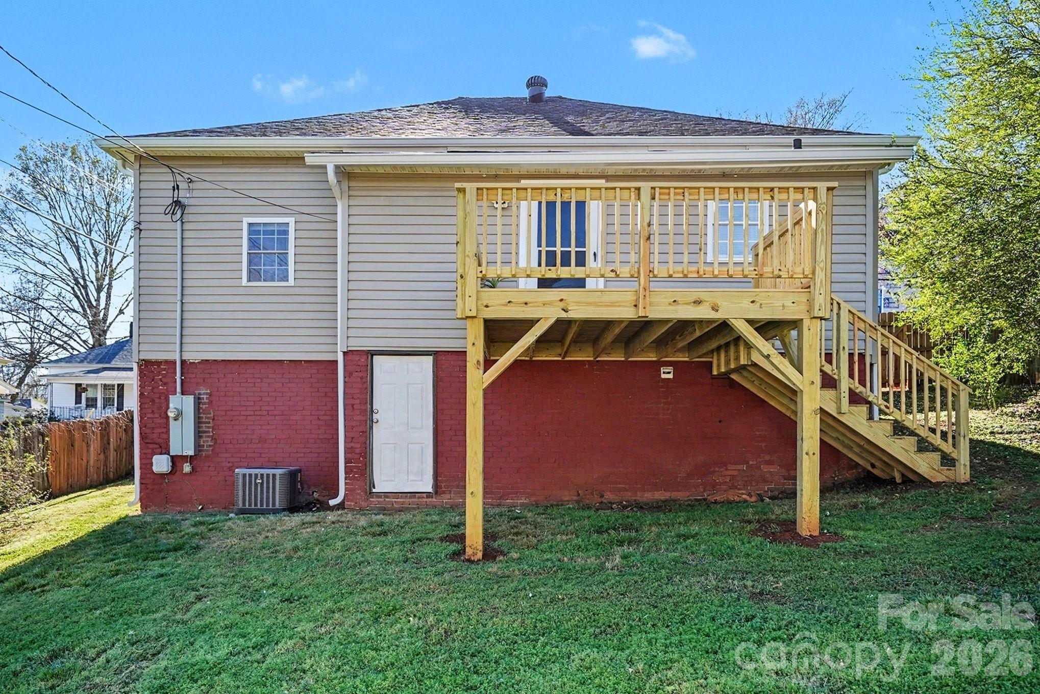 28 2nd Street — Cramerton