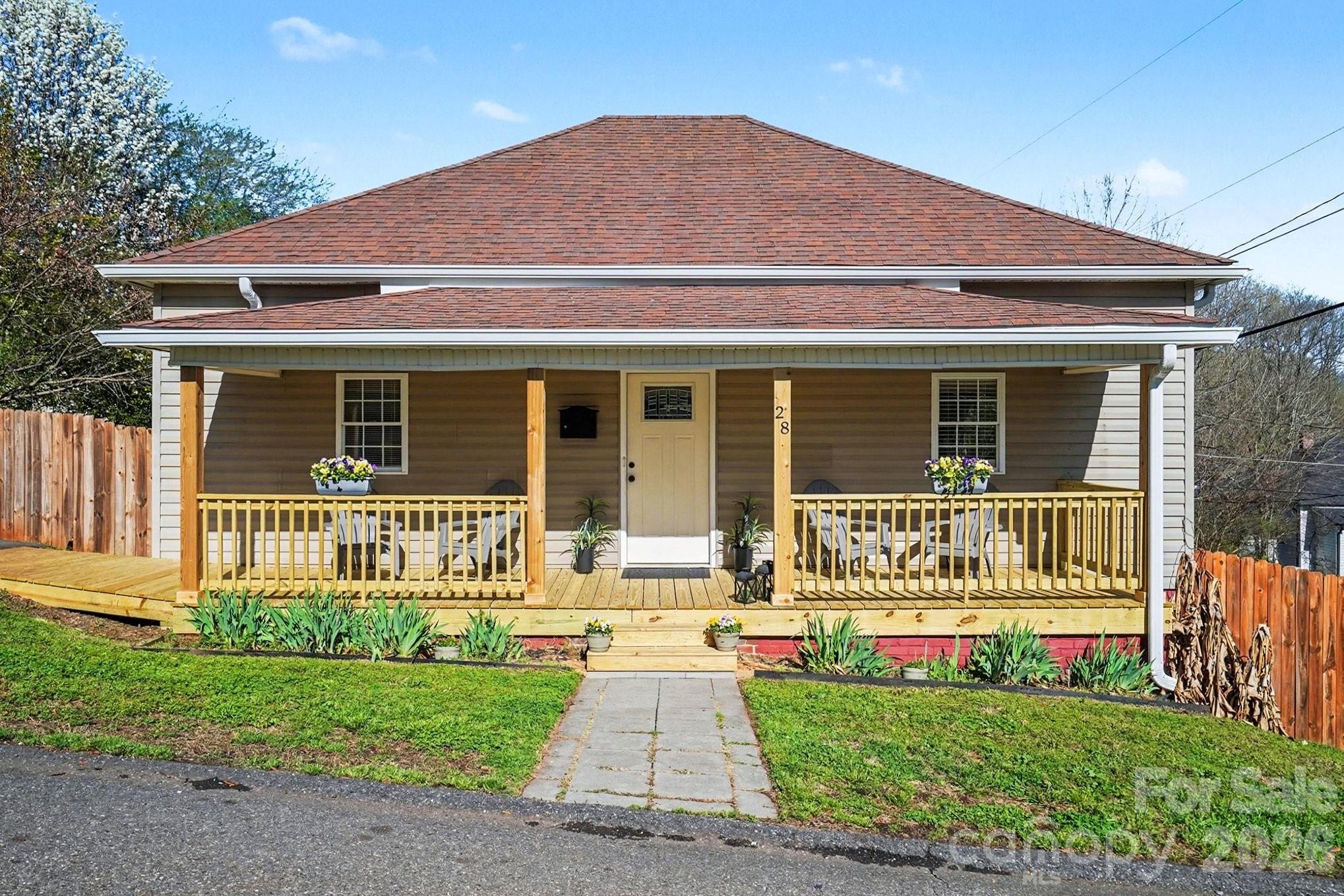 28 2nd Street — Cramerton