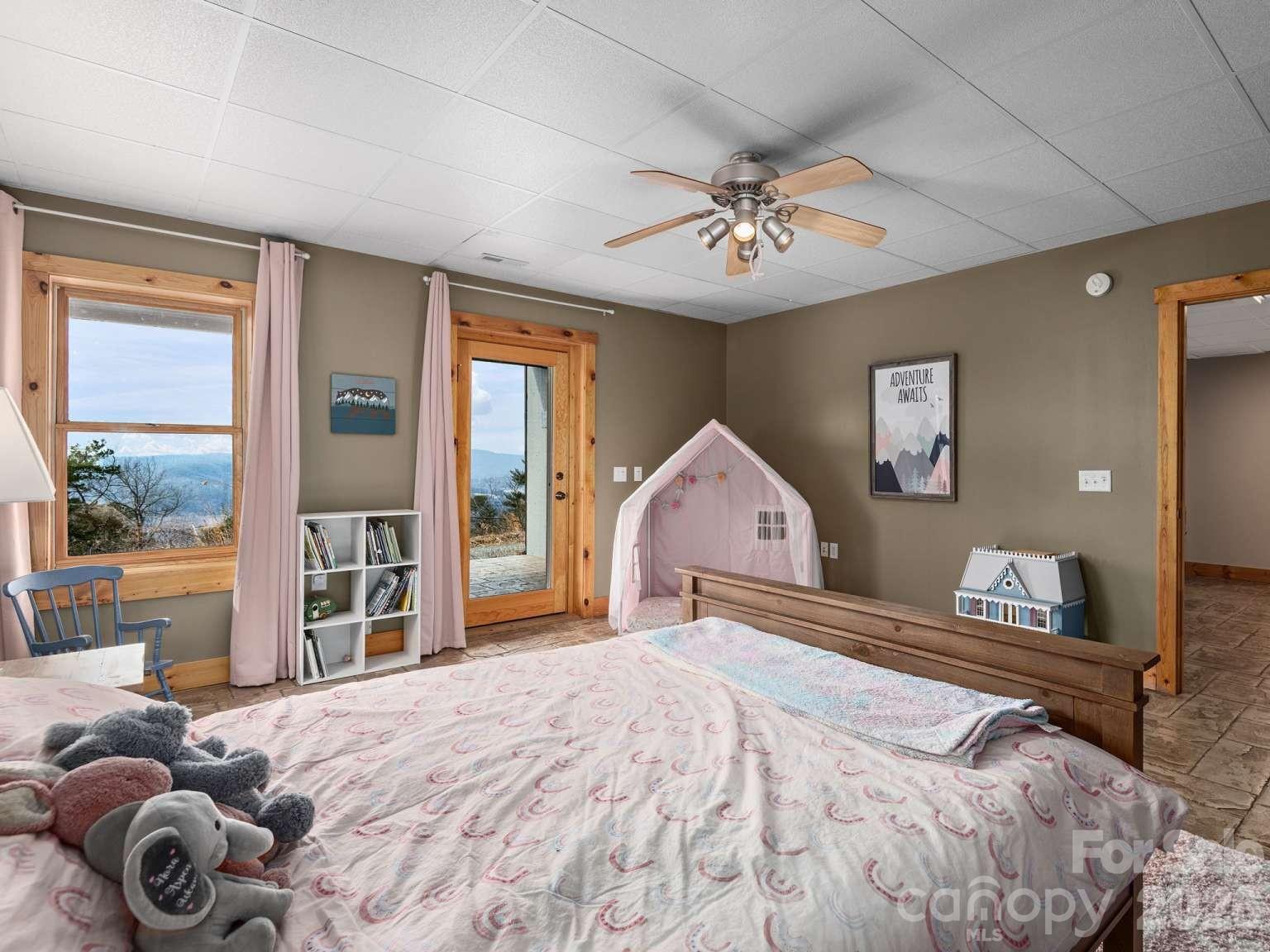 770 Dream Weaver Drive — Penrose