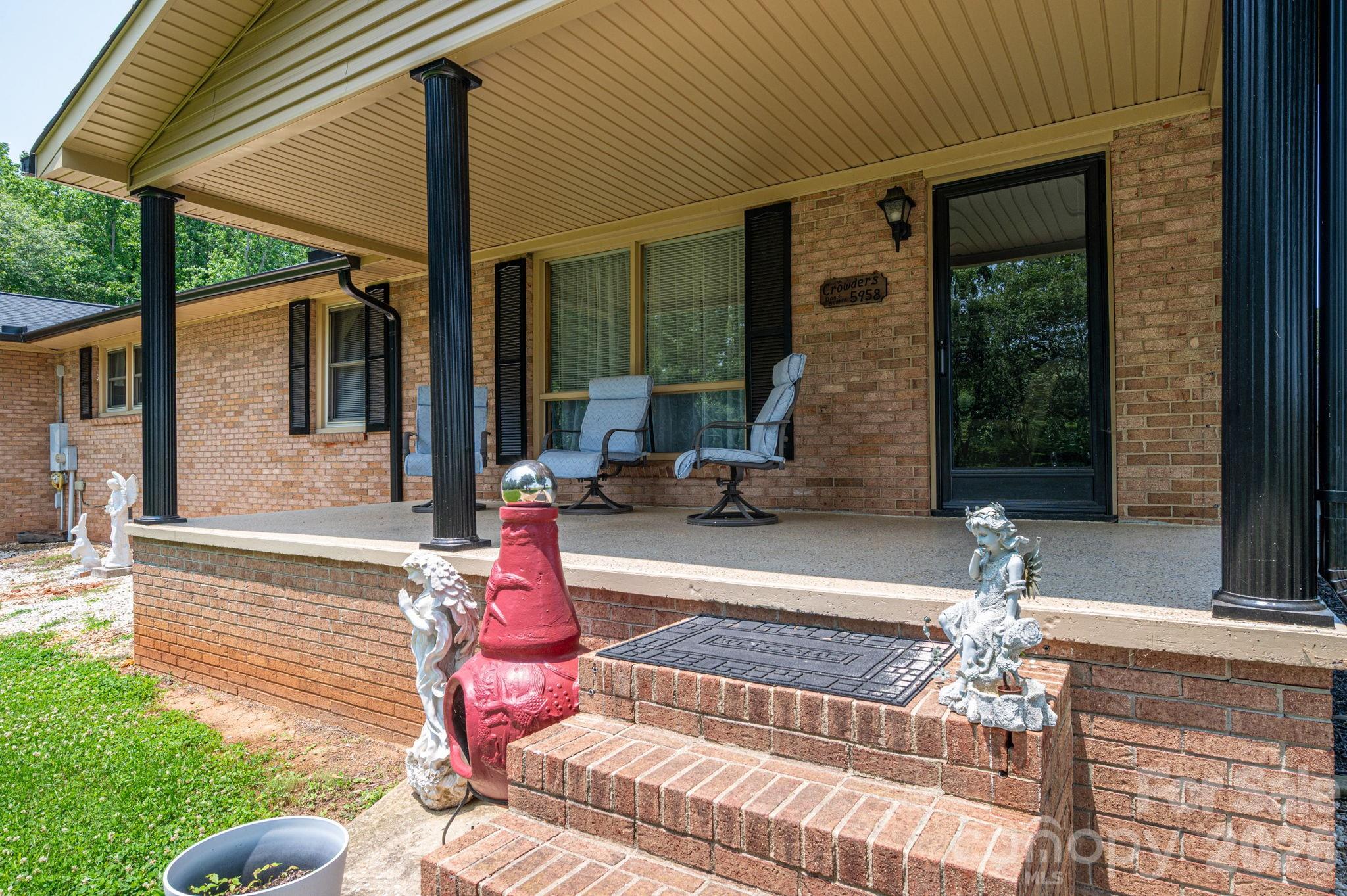 5958 Hoover Elmore Road — Lincolnton