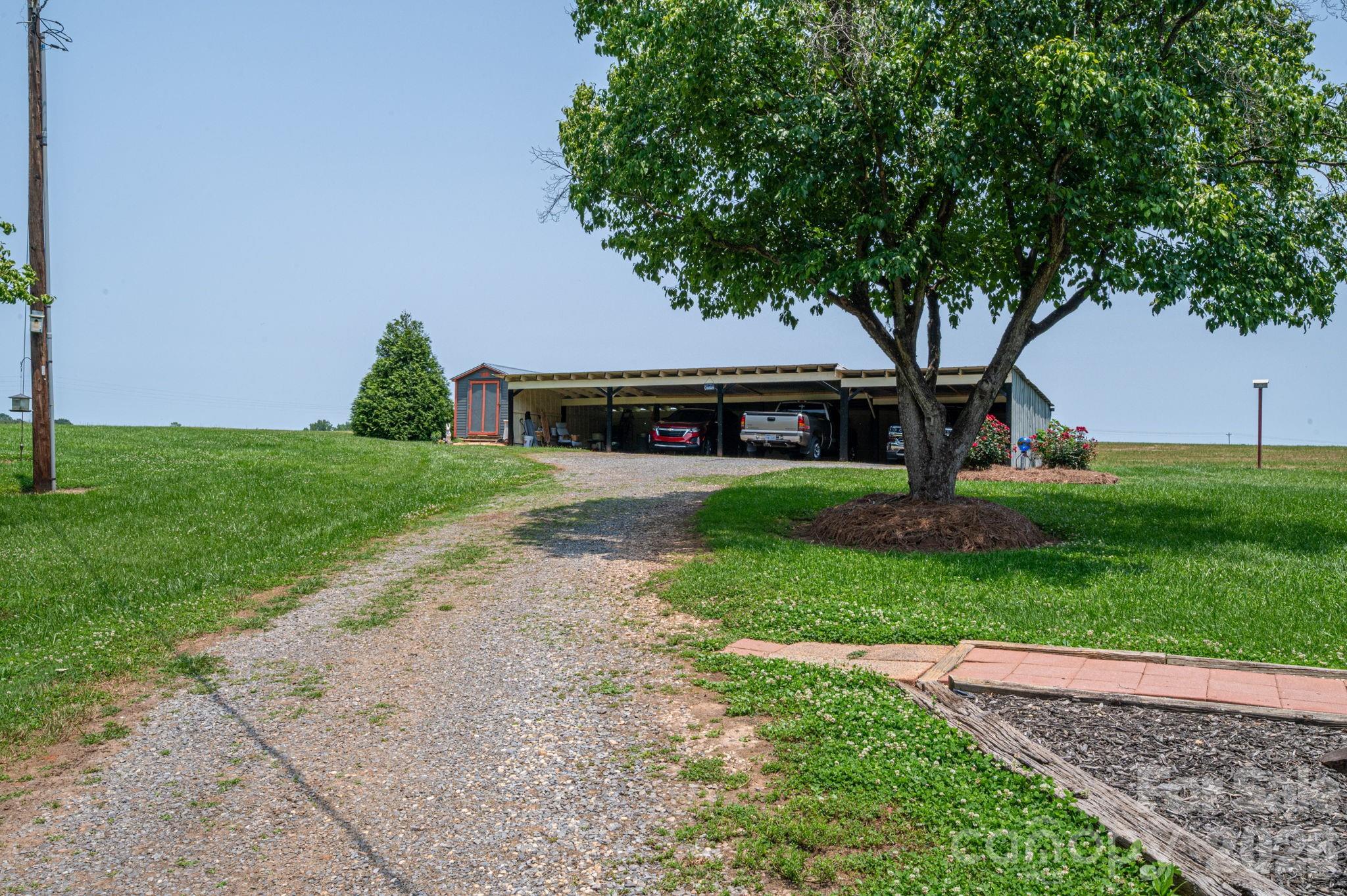 5958 Hoover Elmore Road — Lincolnton