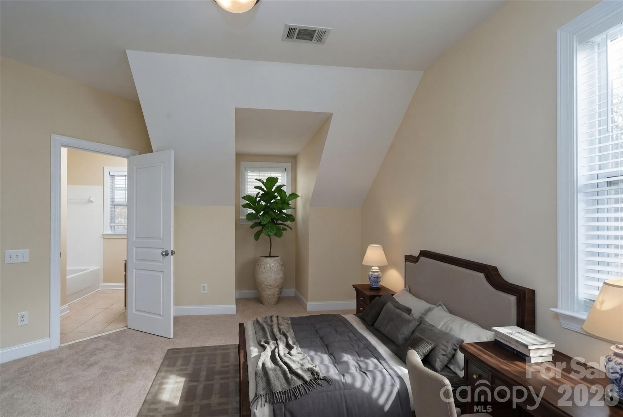 10123 Newtonmore Drive — Charlotte