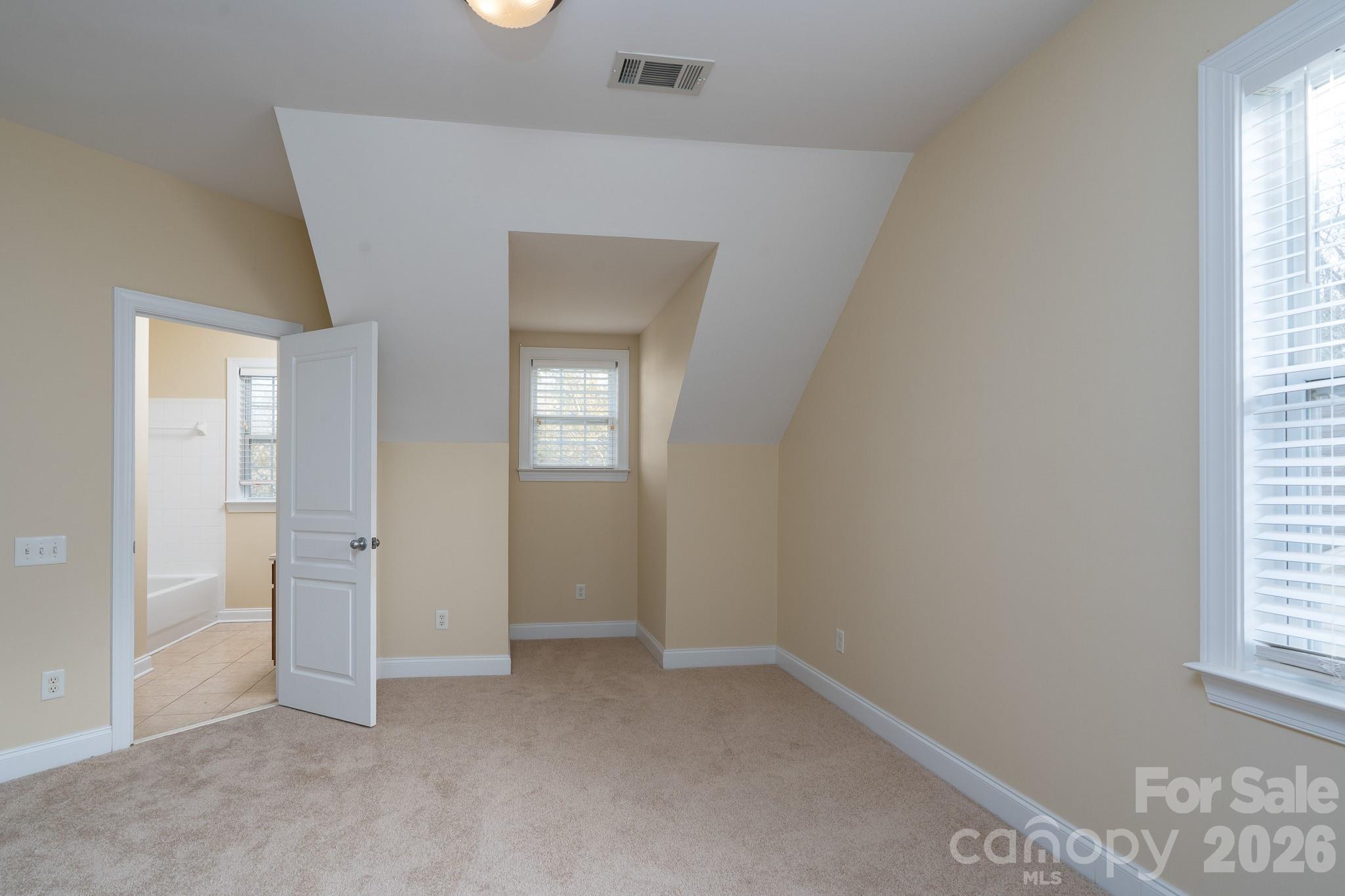 10123 Newtonmore Drive — Charlotte