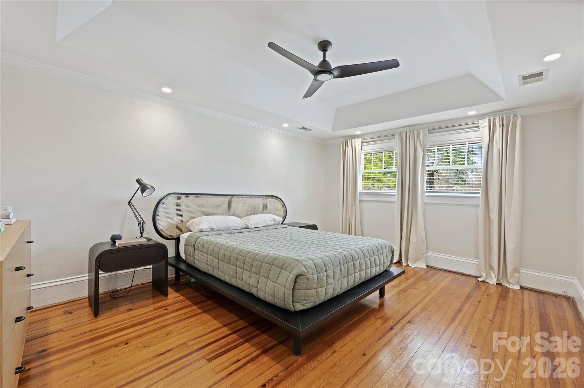 712 Sunnyside Avenue — Charlotte