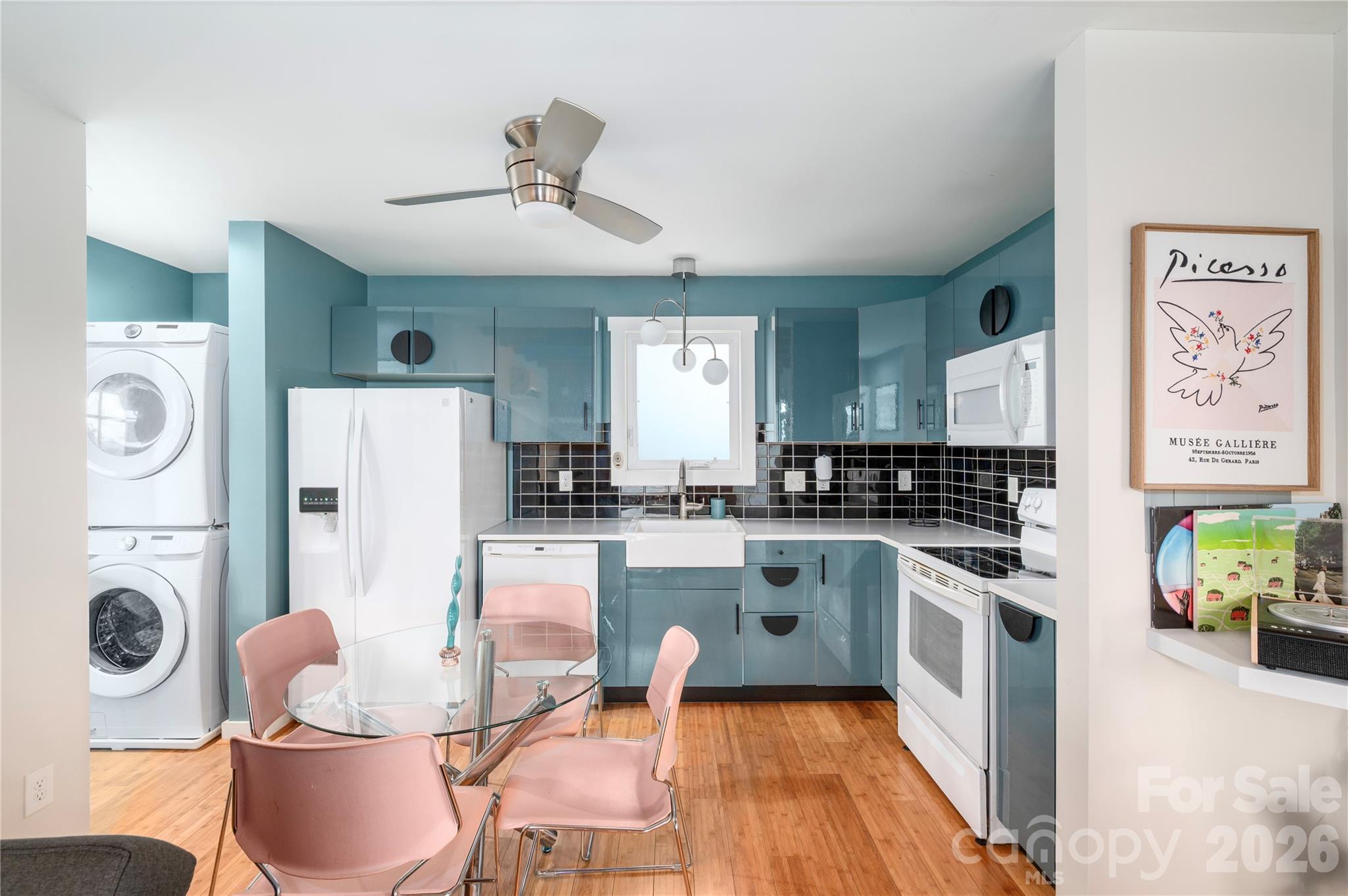 47 Mulberry Street — Asheville