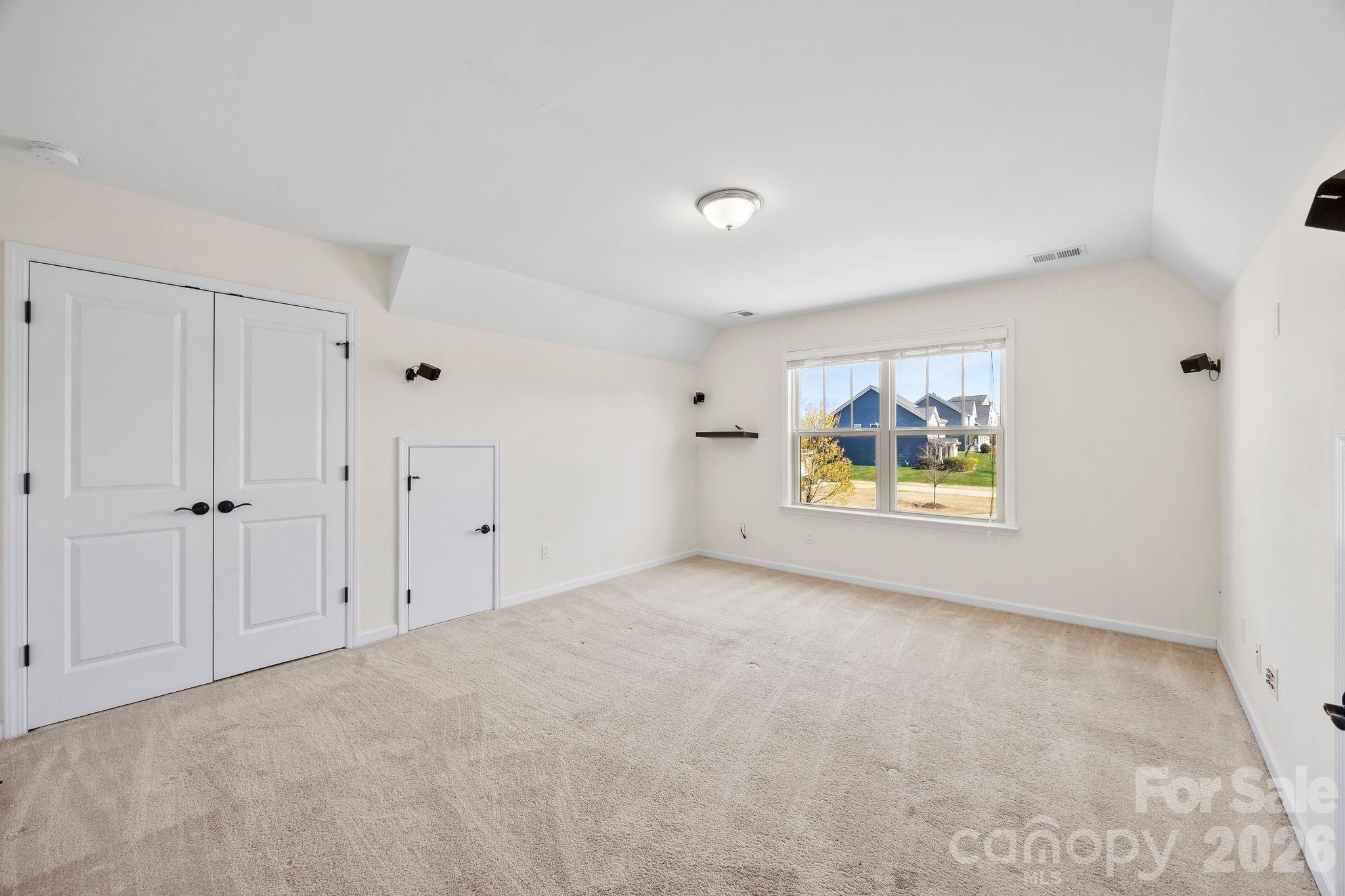 7140 Streamhaven Drive — Harrisburg