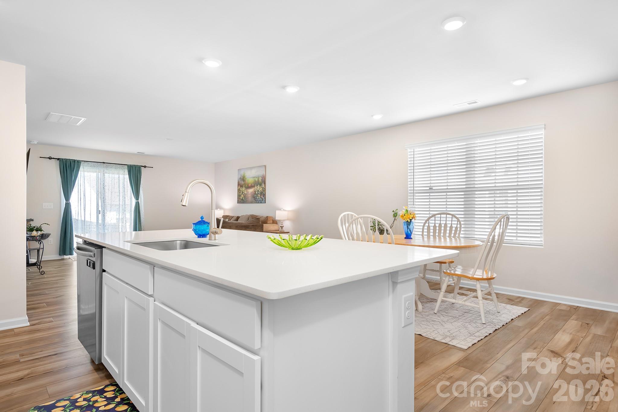 2326 Trollinger Drive — Catawba