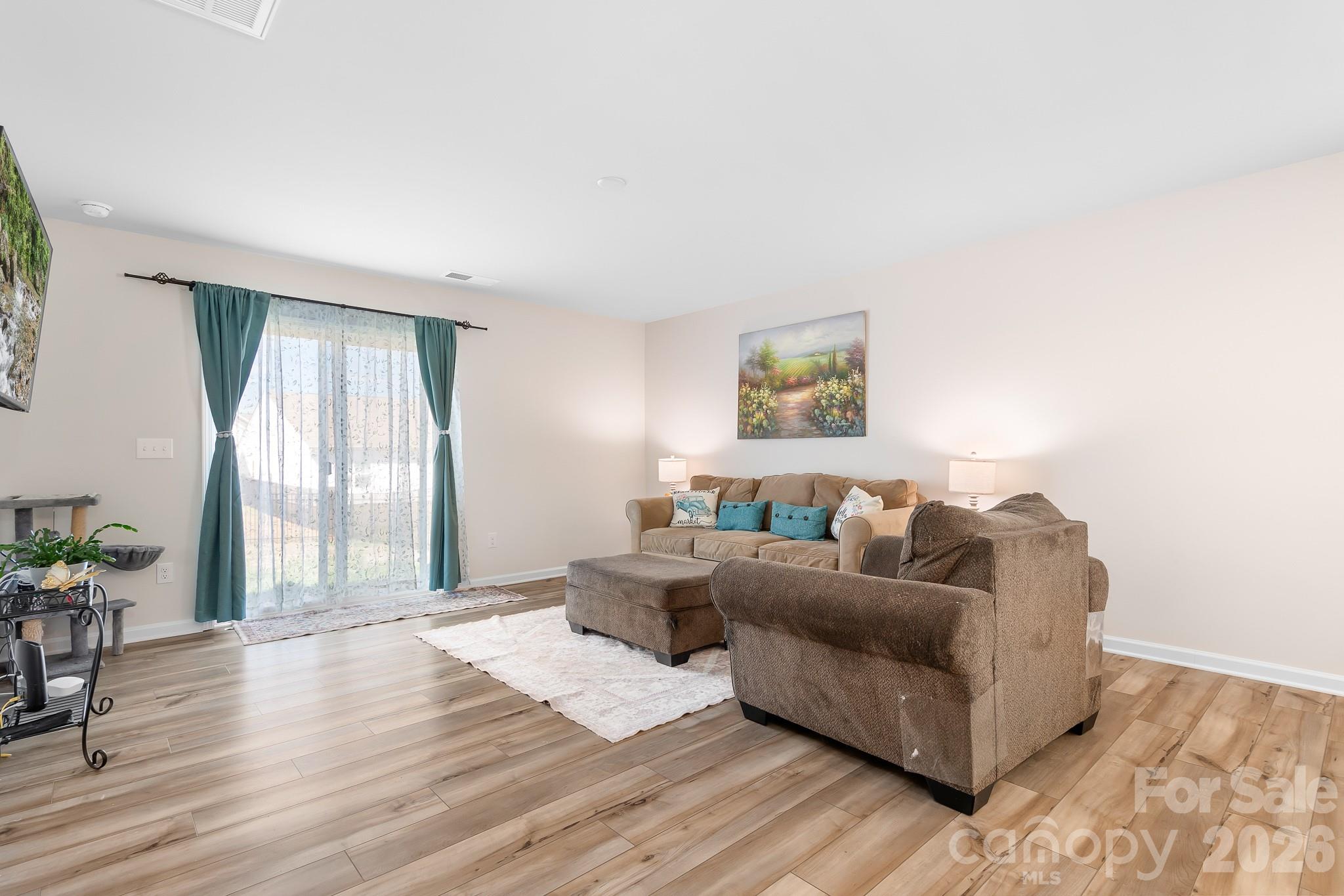 2326 Trollinger Drive — Catawba