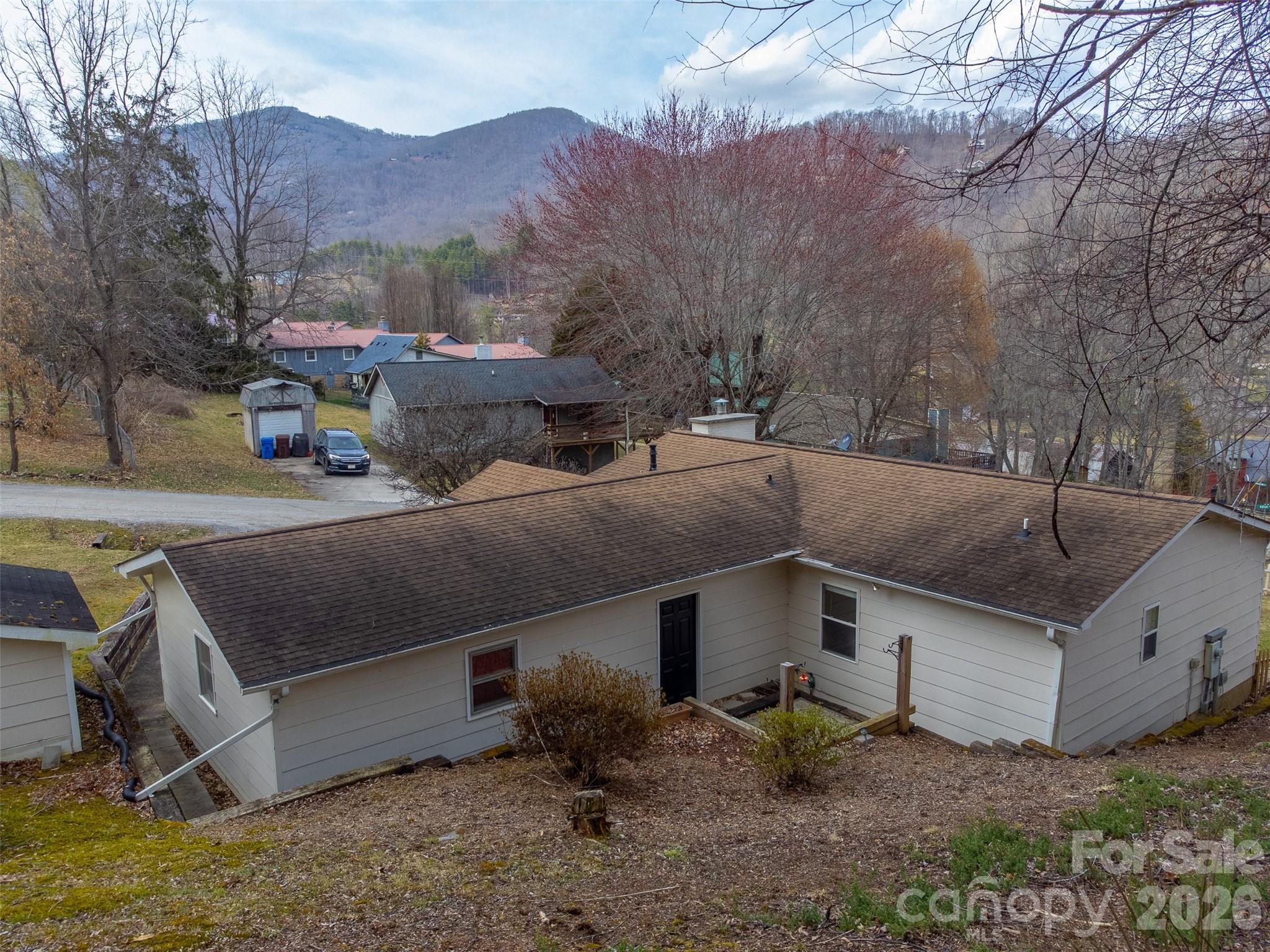 57 Melody Lane — Maggie Valley
