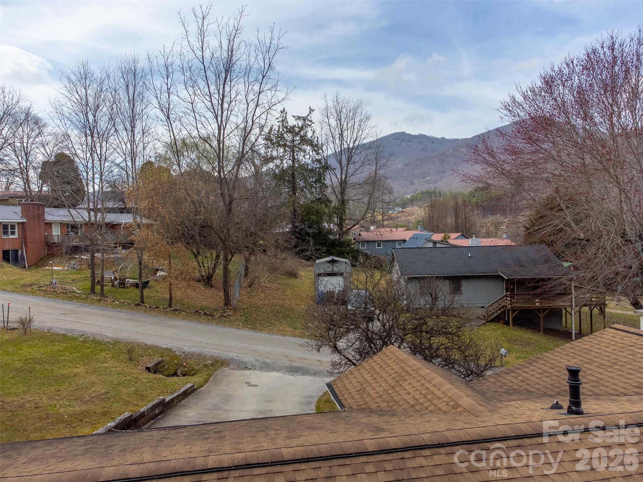 57 Melody Lane — Maggie Valley