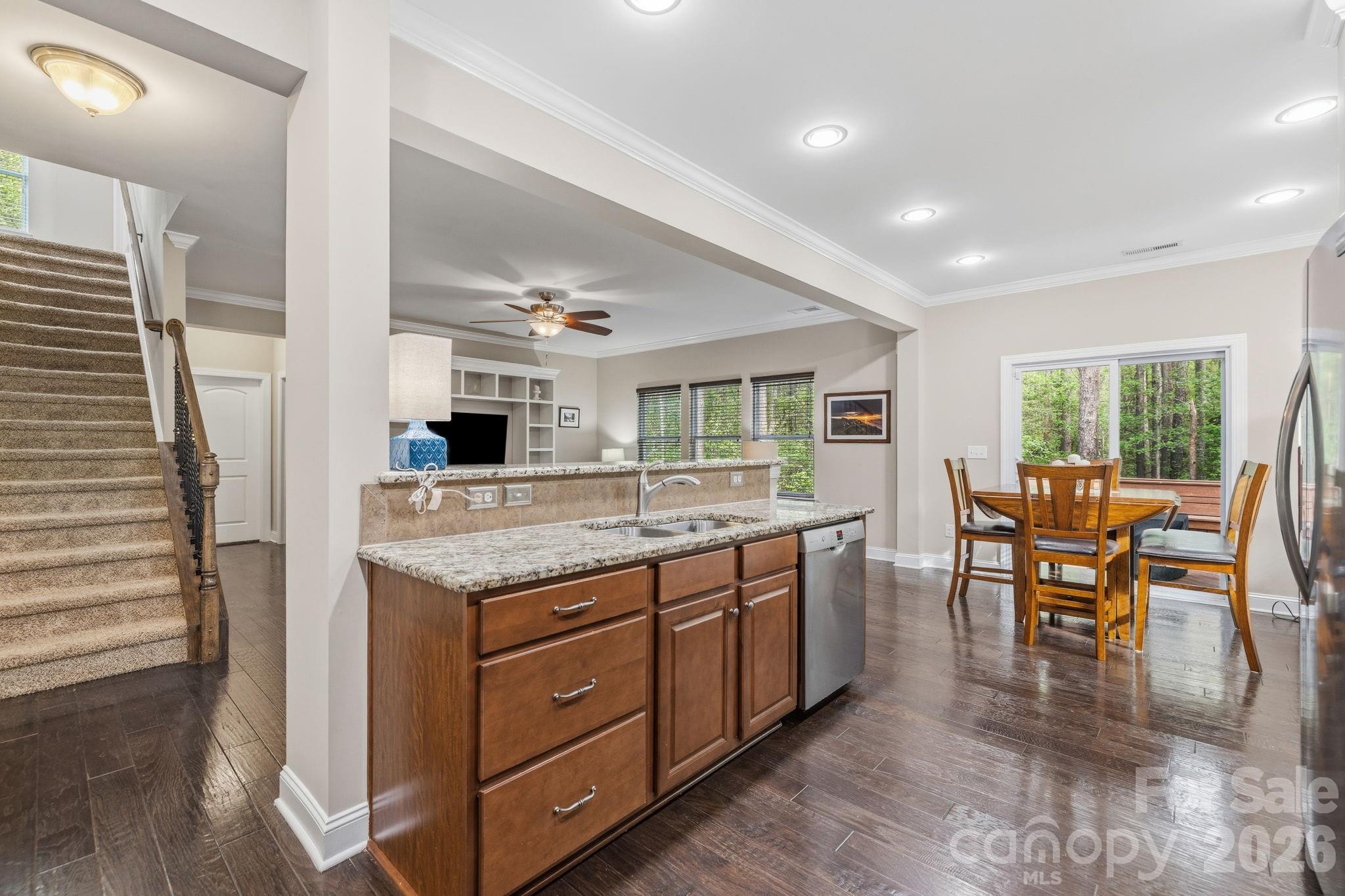 520 Warlick Meadow Court — Clover
