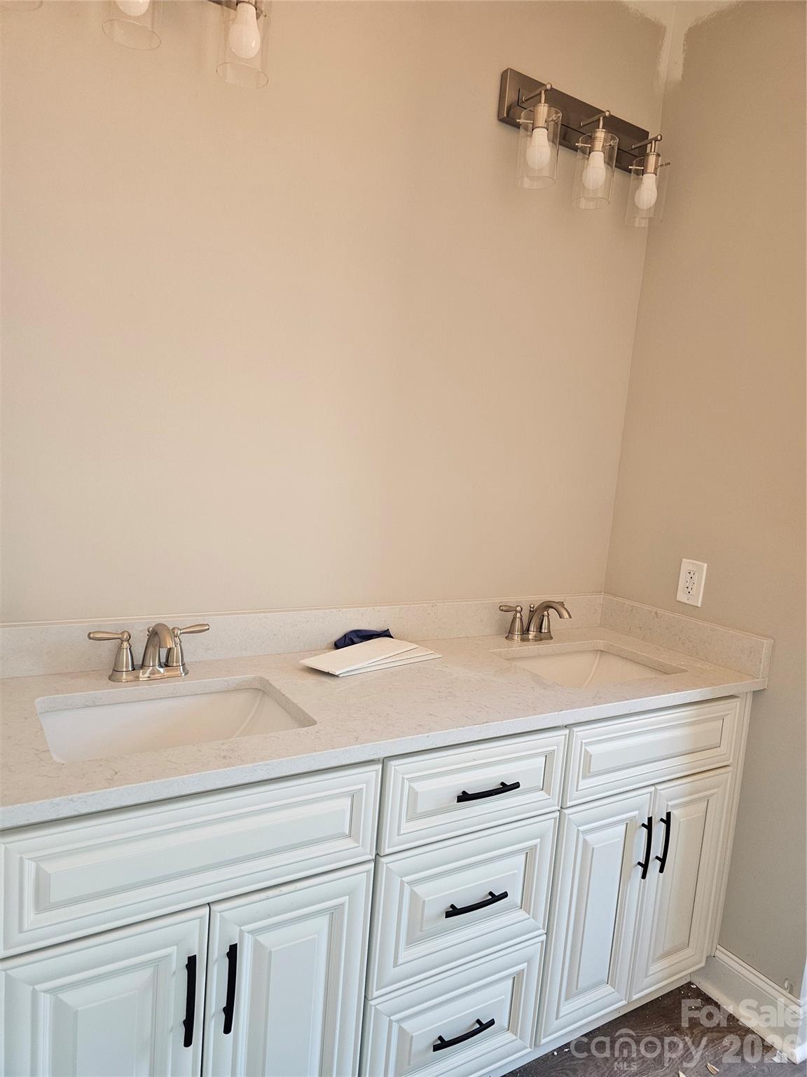 5496 Pageland Highway — Lancaster