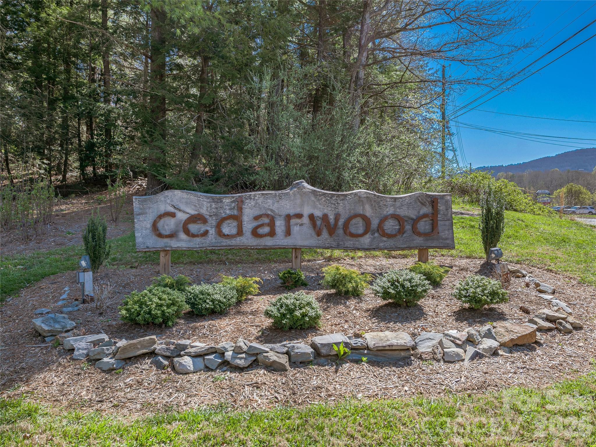 14 Cedarwood Drive — Asheville
