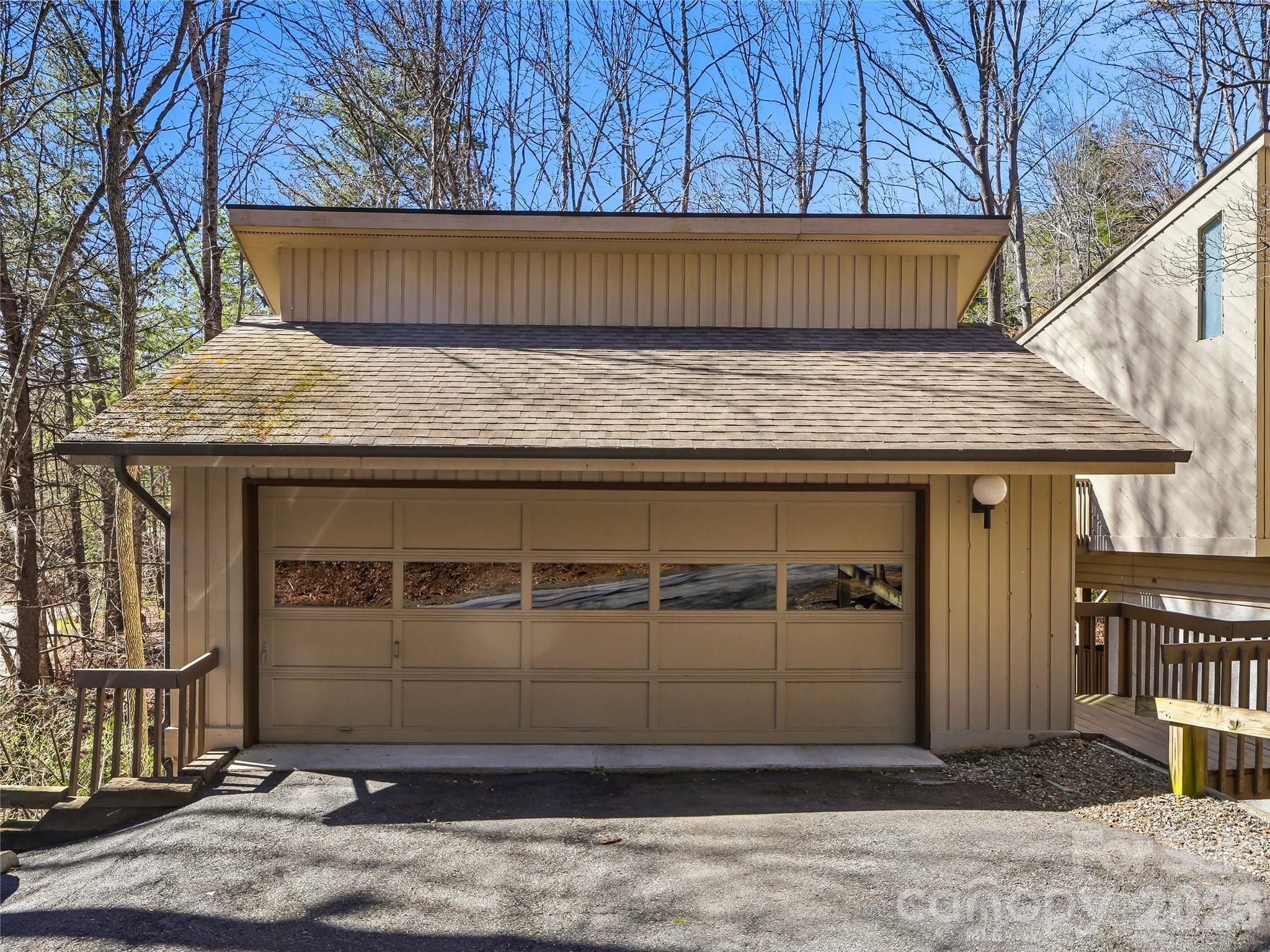 14 Cedarwood Drive — Asheville