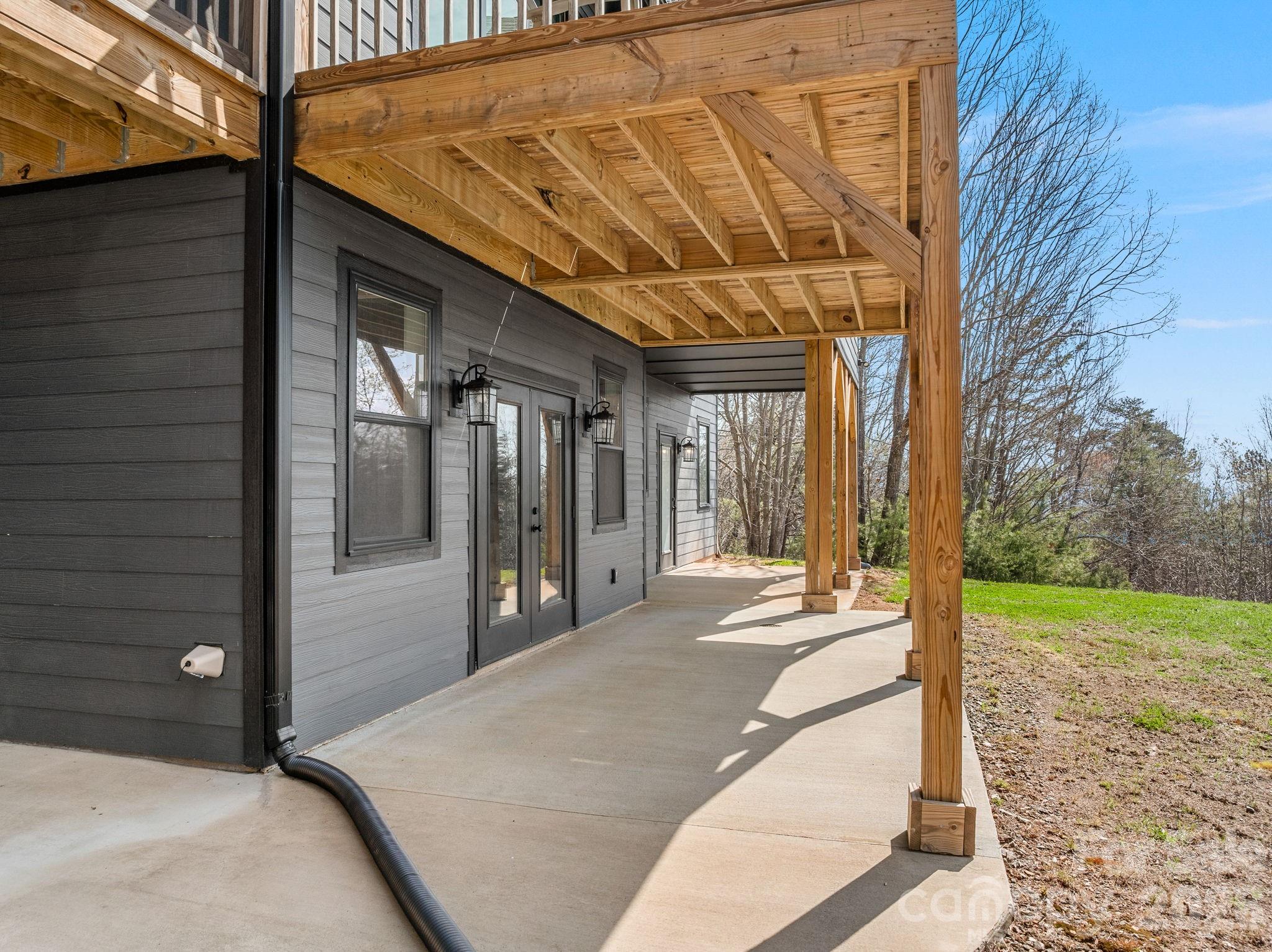 345 Preservation Trail — Columbus