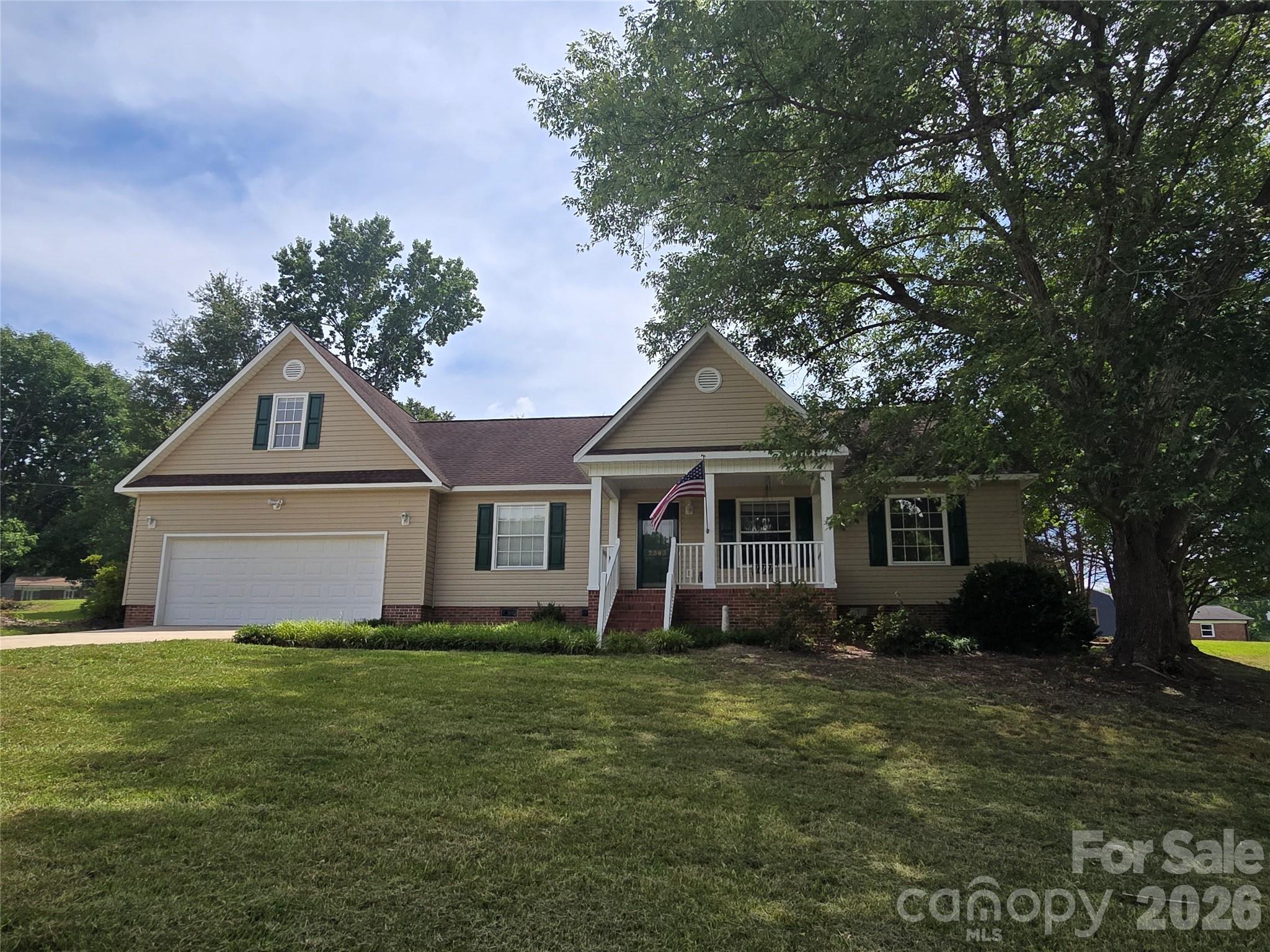 2393 Oxford Circle — Lancaster