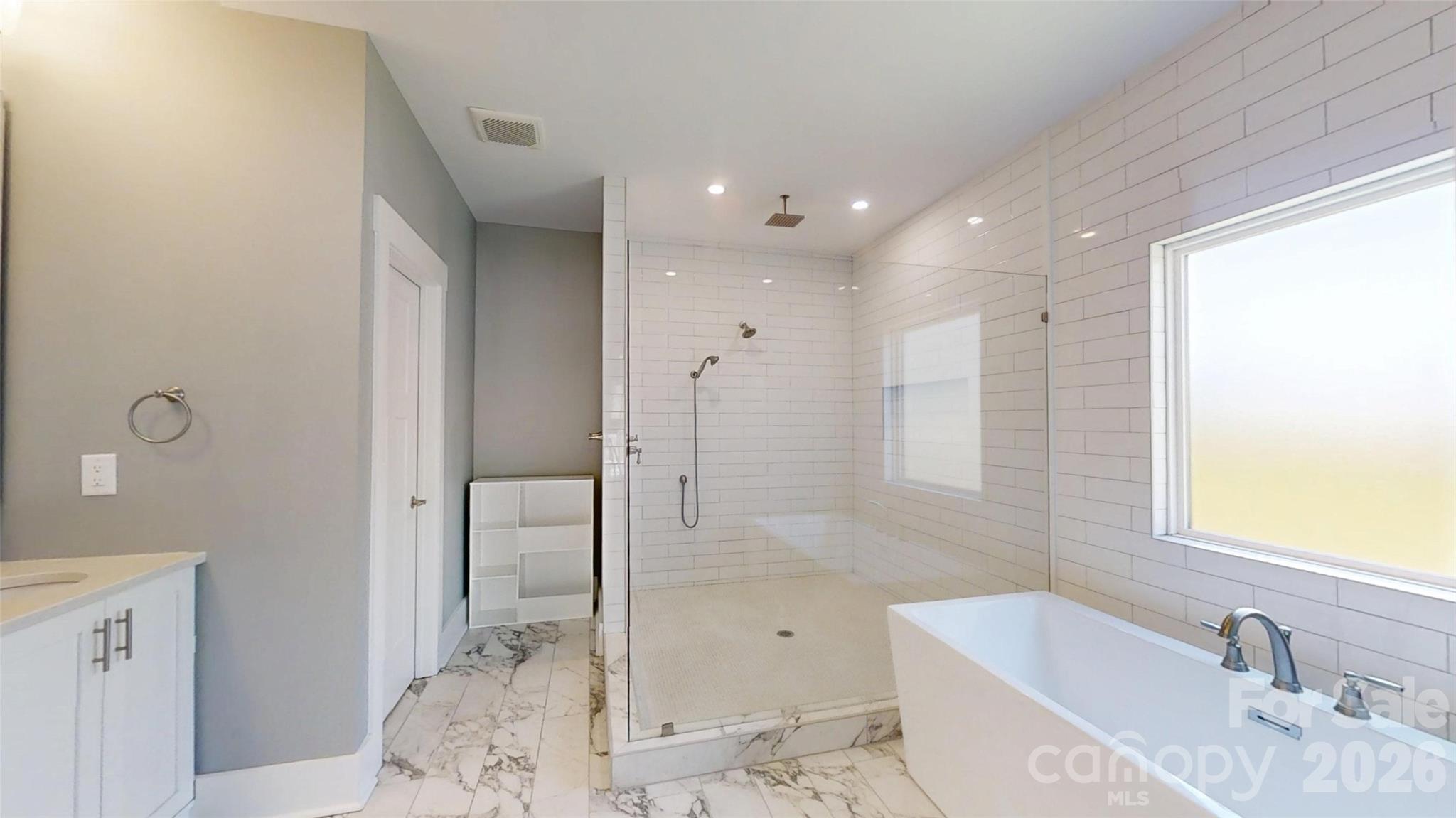 5345 Christopher Road — Iron Station