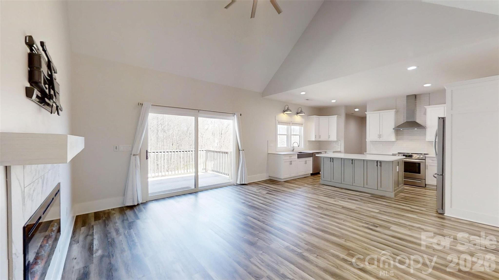 5345 Christopher Road — Iron Station
