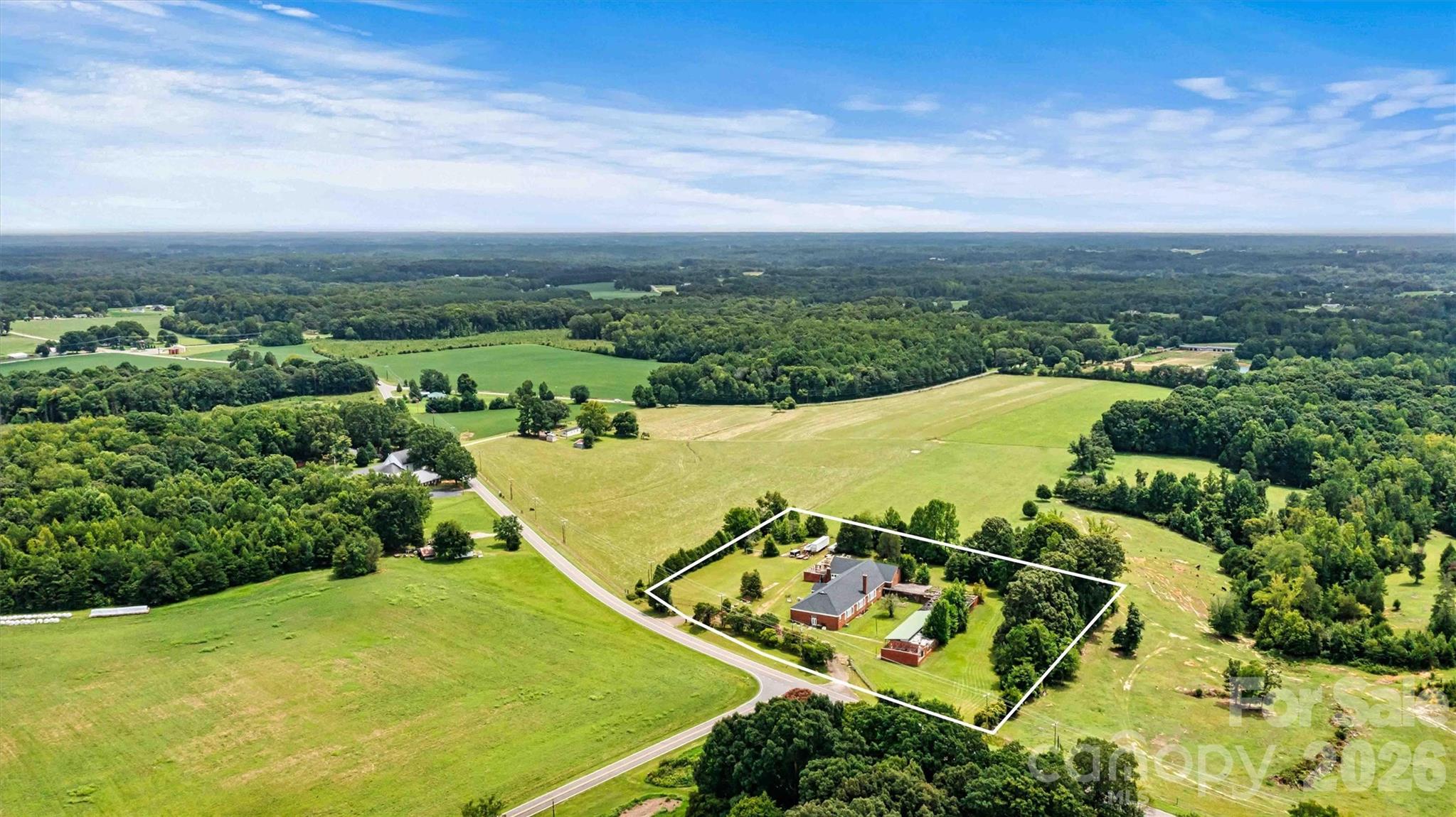 1318 Ostwalt Amity Road — Cleveland
