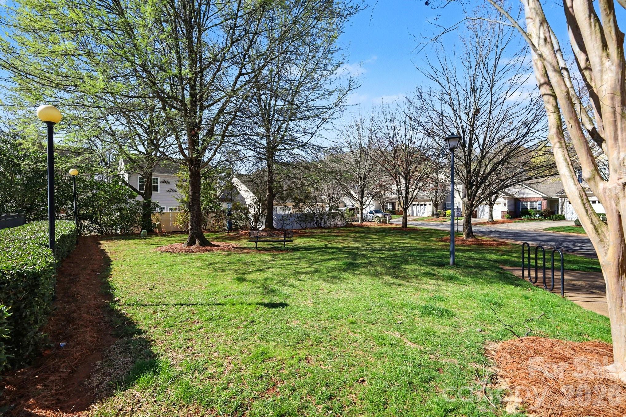 8411 Chaceview Court — Charlotte