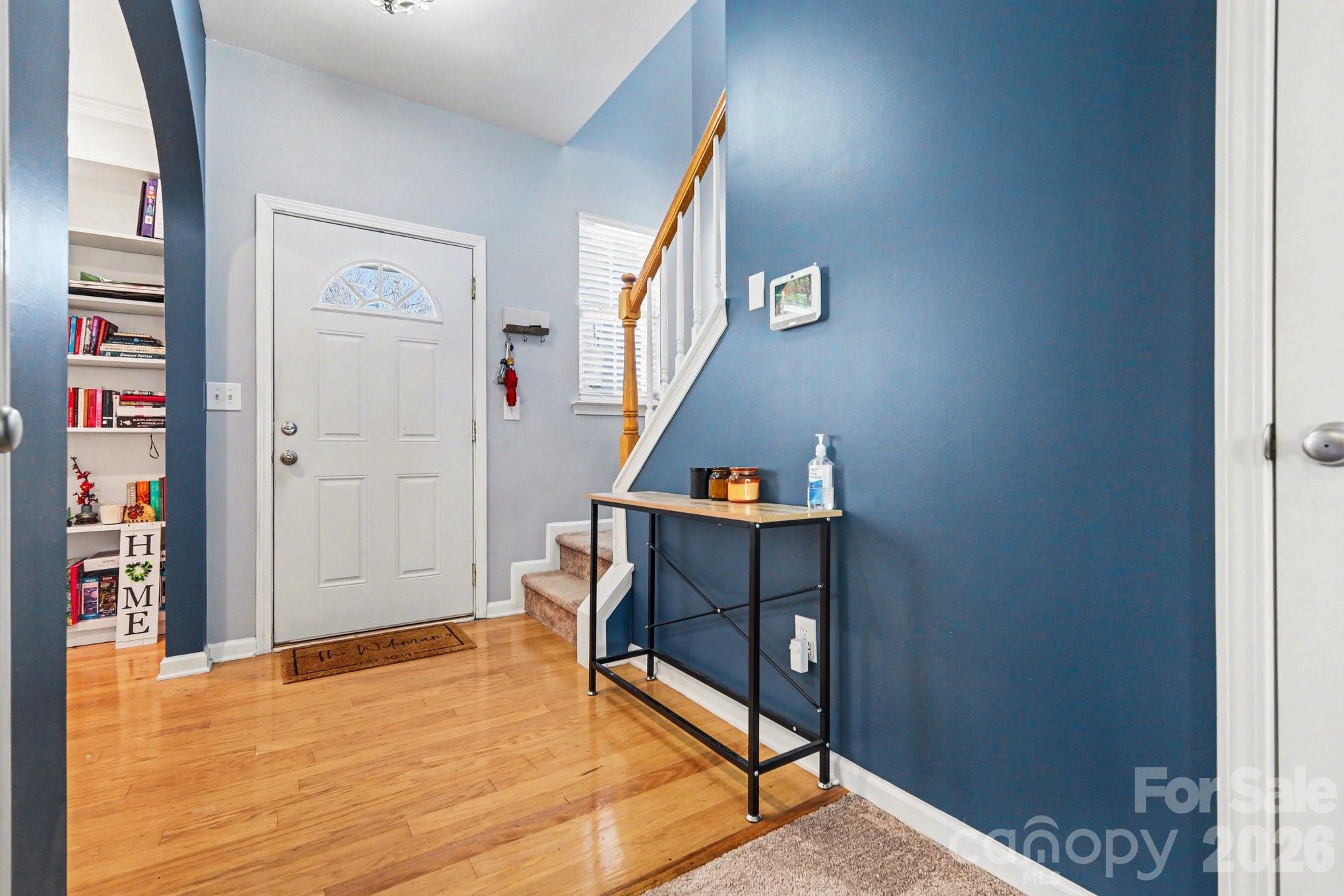 8411 Chaceview Court — Charlotte