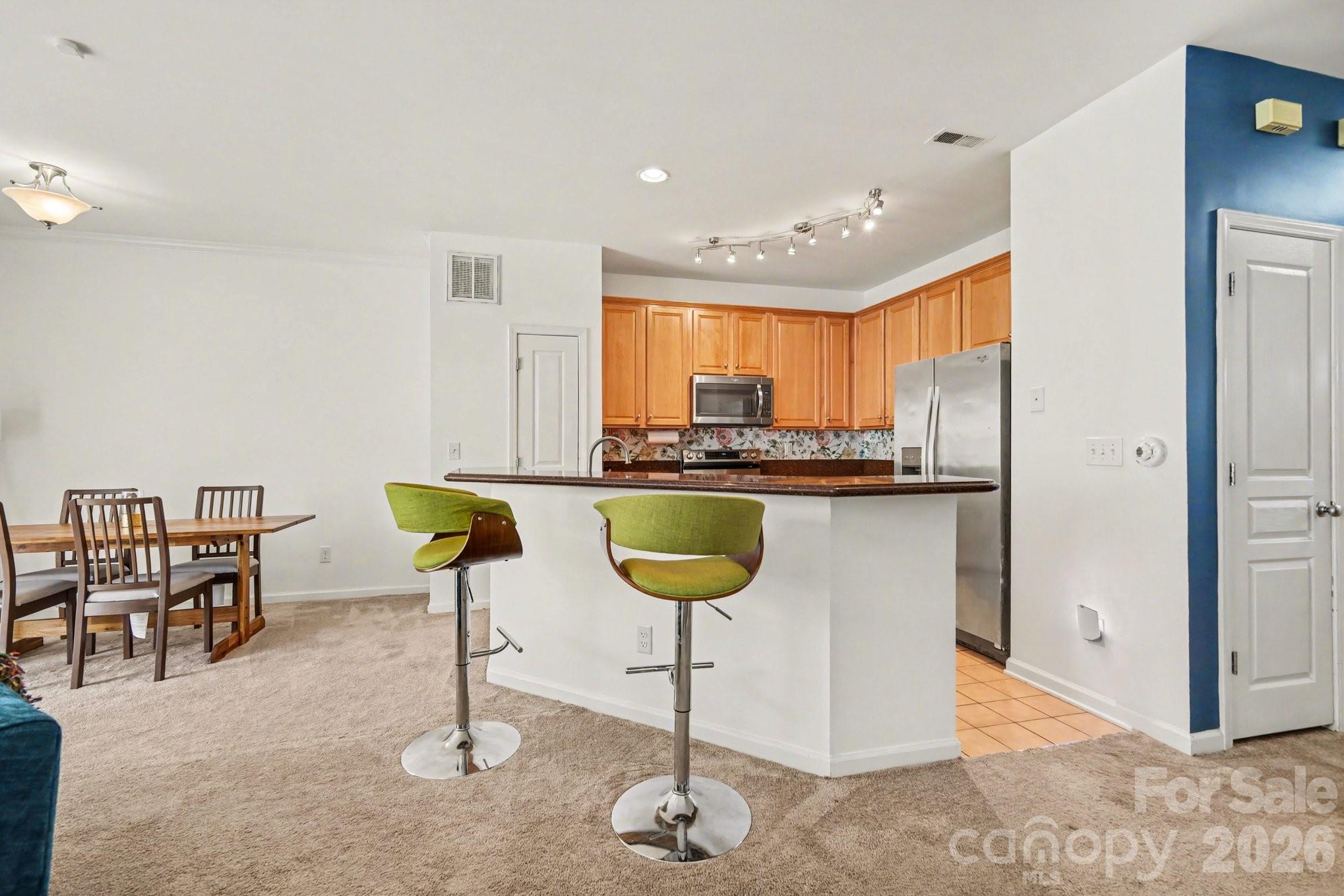 8411 Chaceview Court — Charlotte