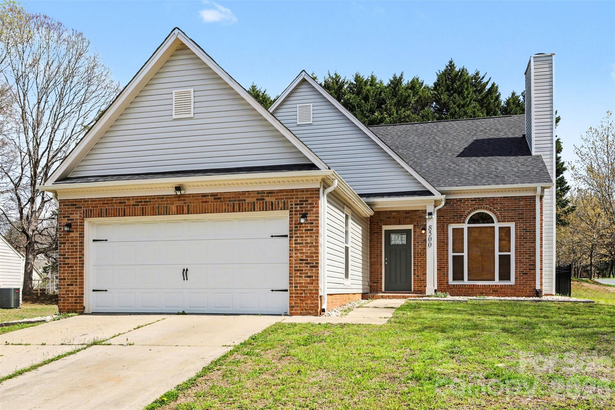8500 Woodhill Manor Court — Charlotte