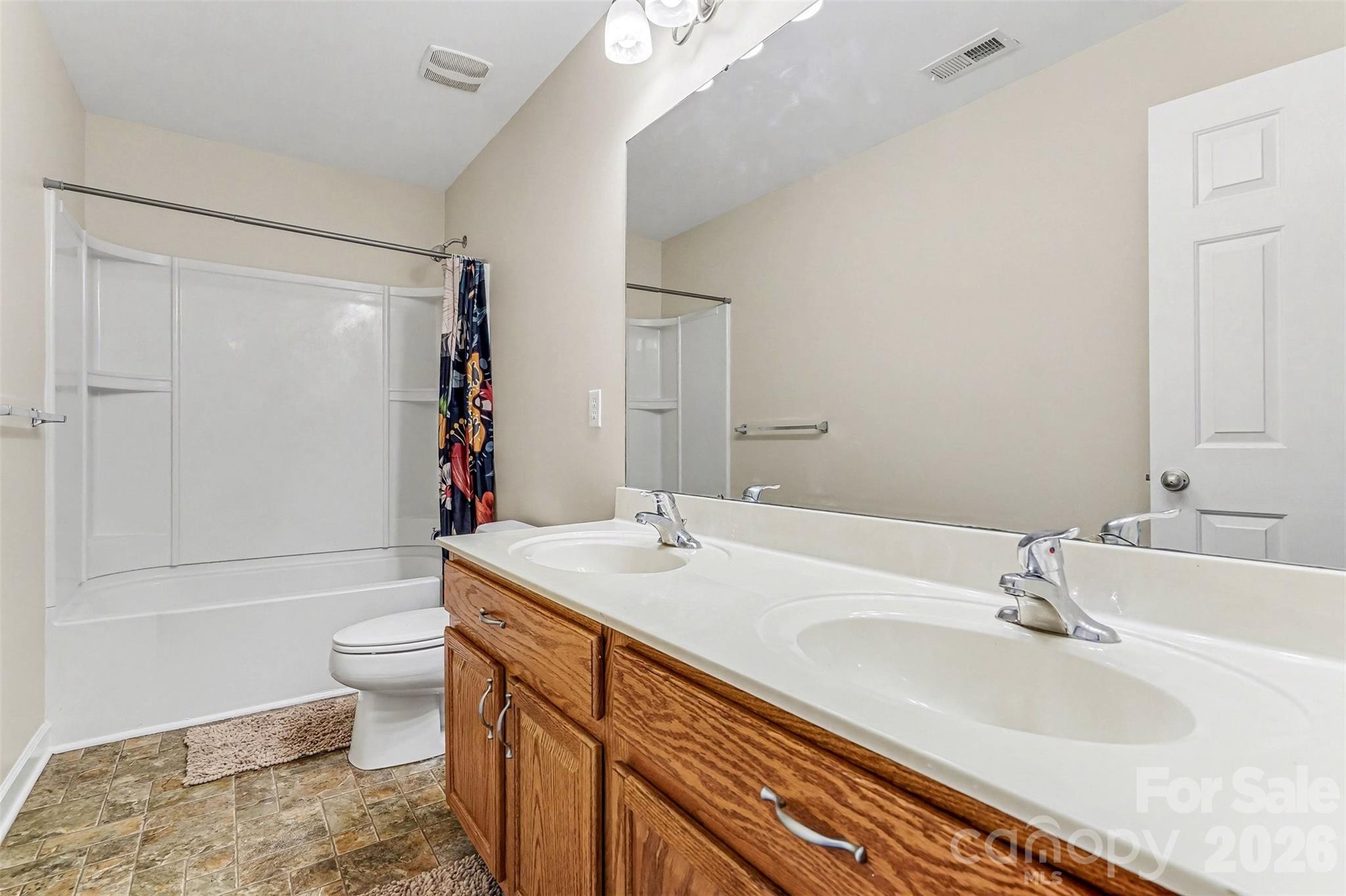 1392 Bottle Brush Lane — Harrisburg