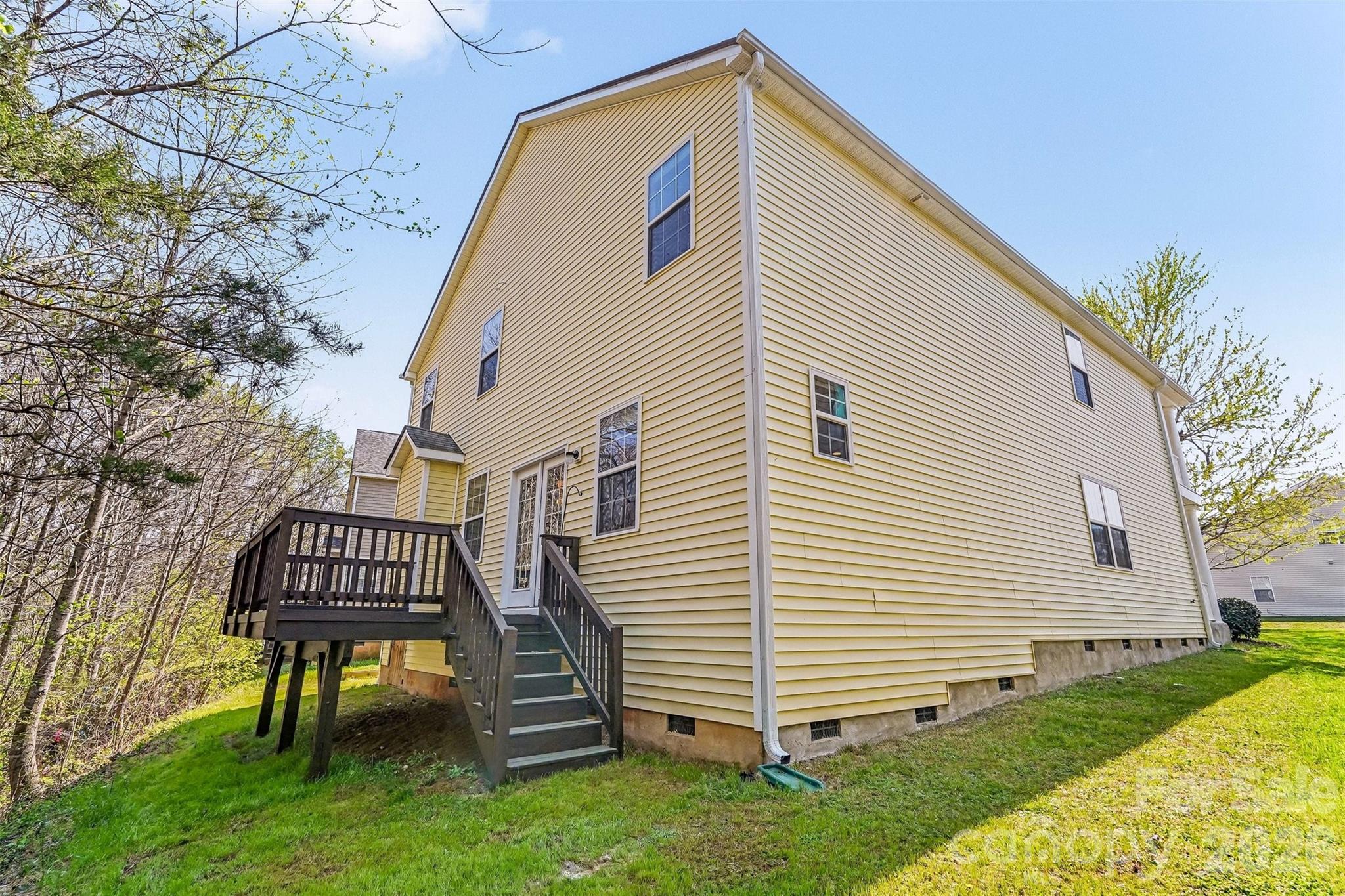 1392 Bottle Brush Lane — Harrisburg