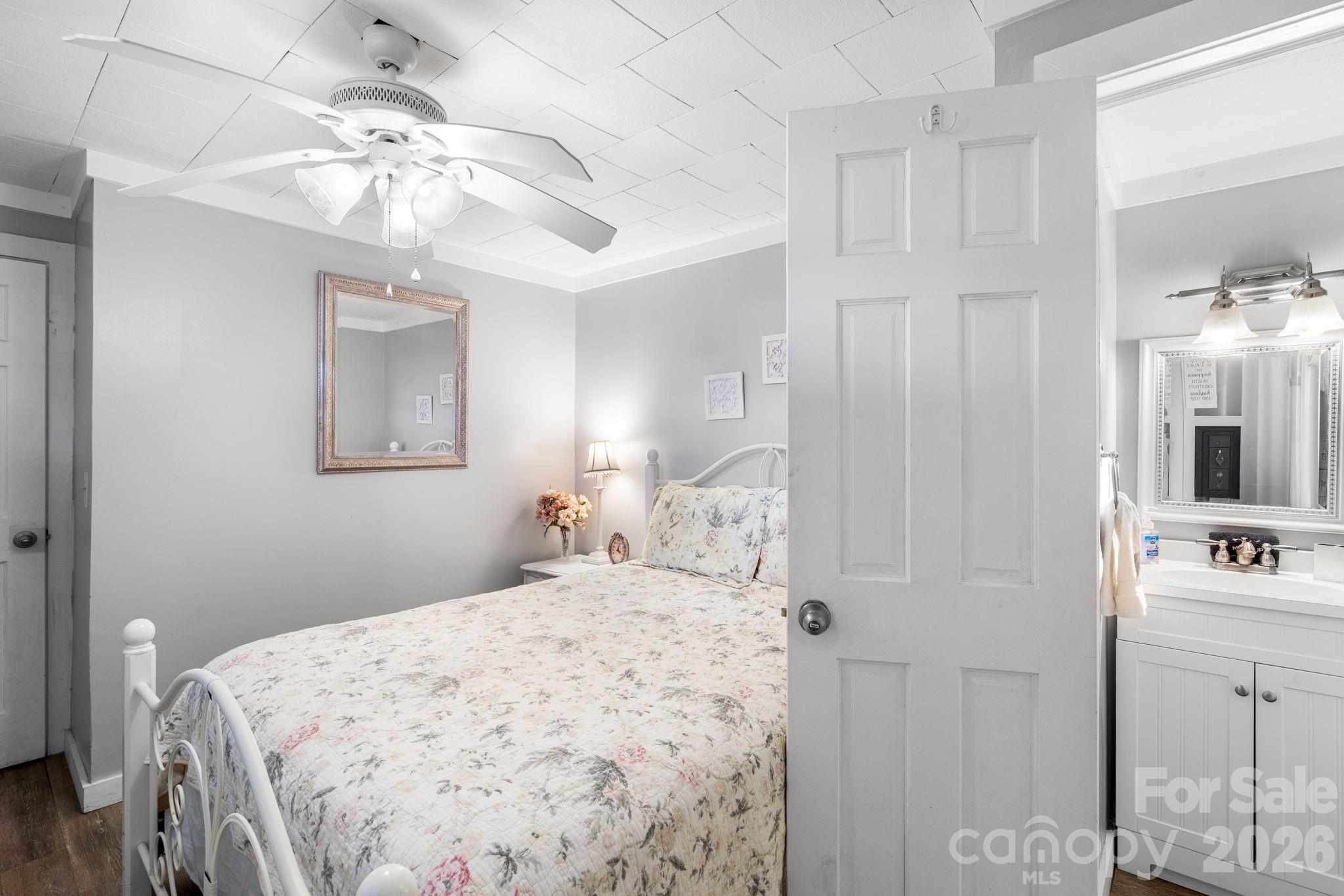 889 Big Ridge Road — Franklin
