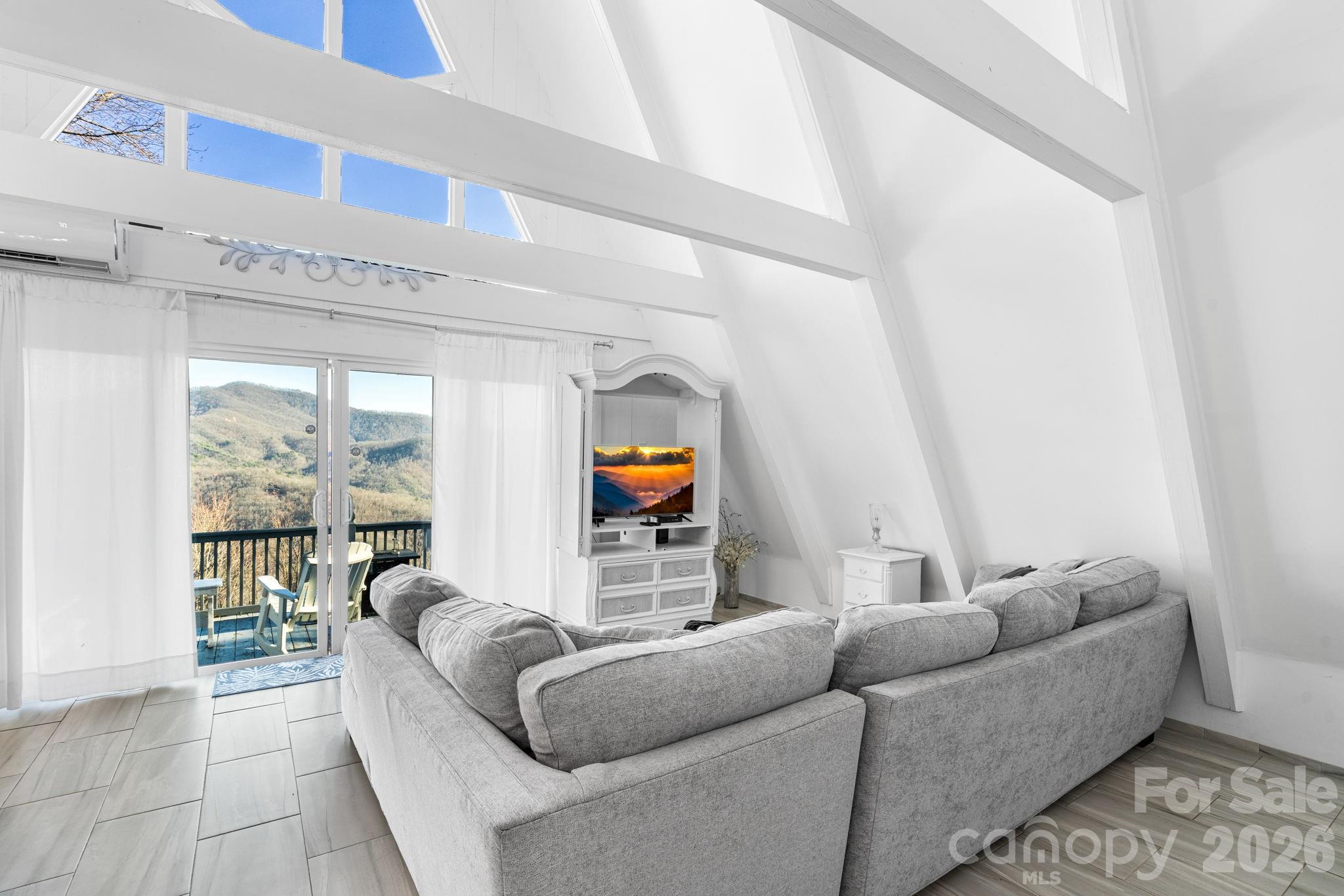 889 Big Ridge Road — Franklin