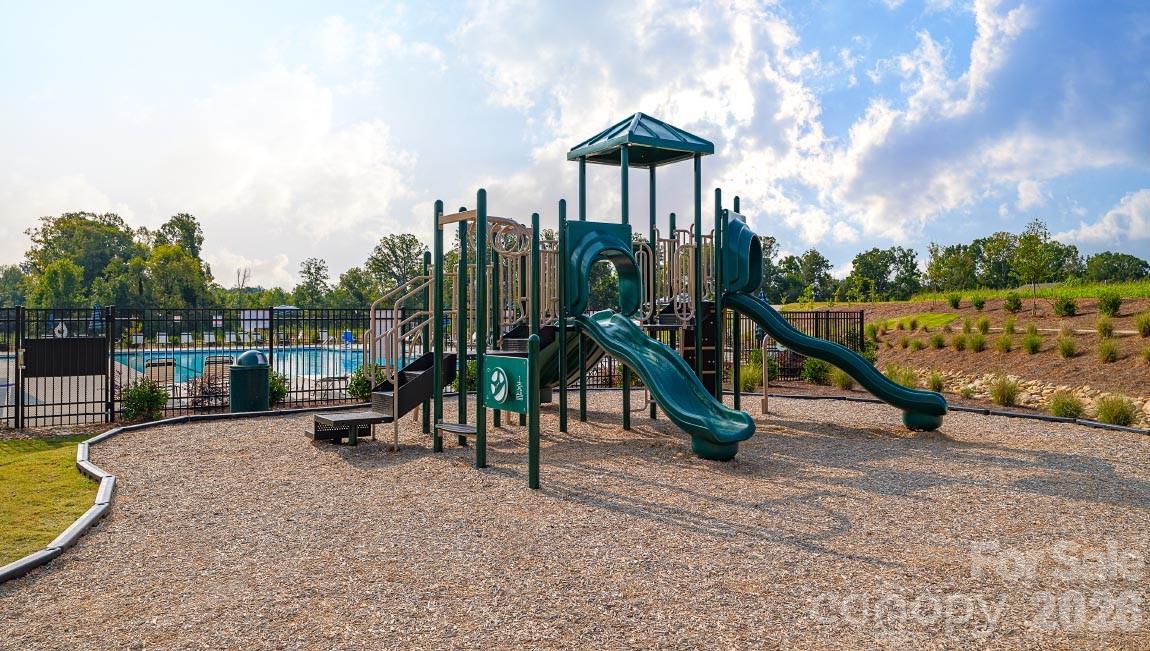 1643 Secrest Commons Drive — Monroe