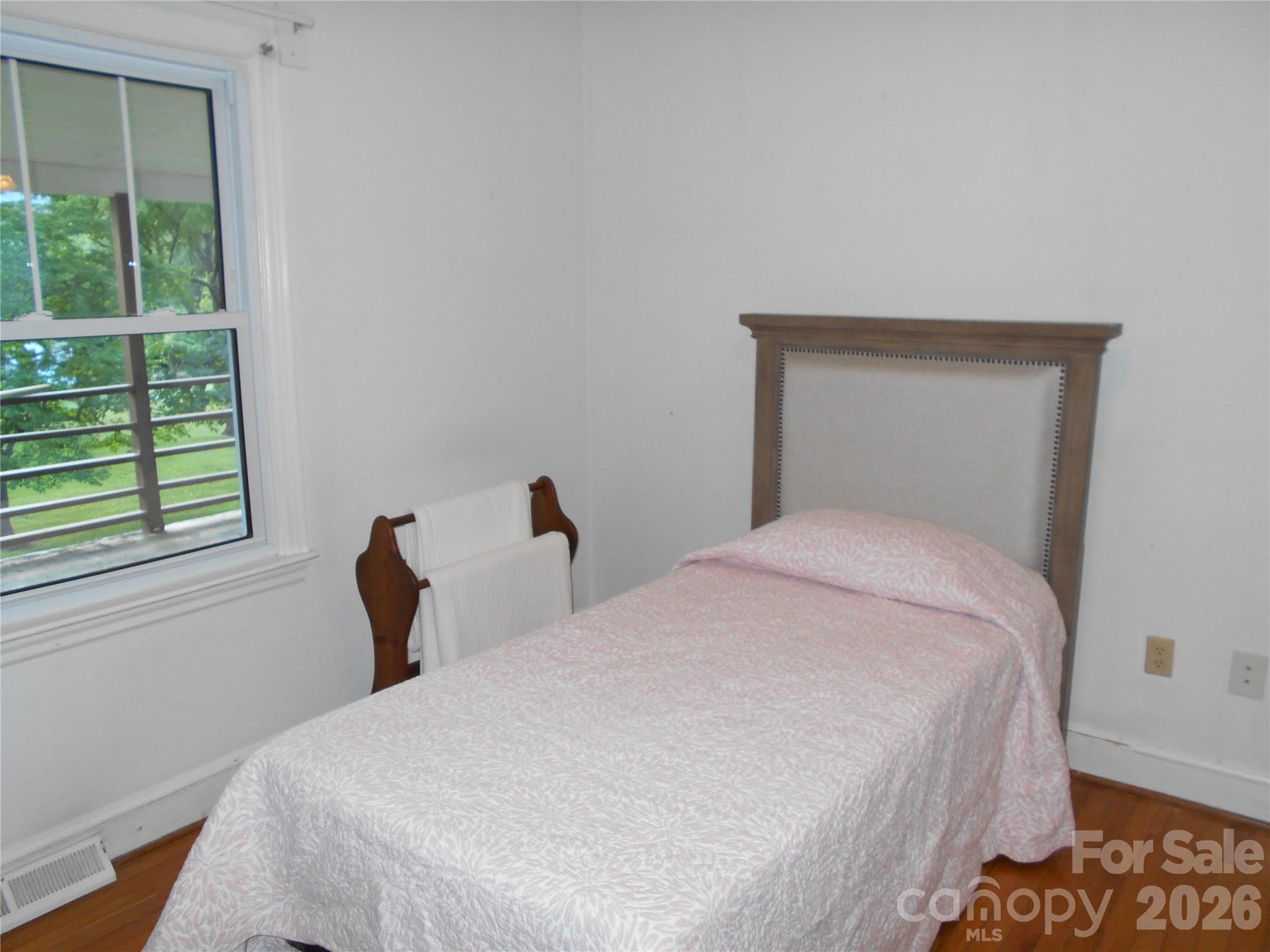 18 Herron Street — Black Mountain
