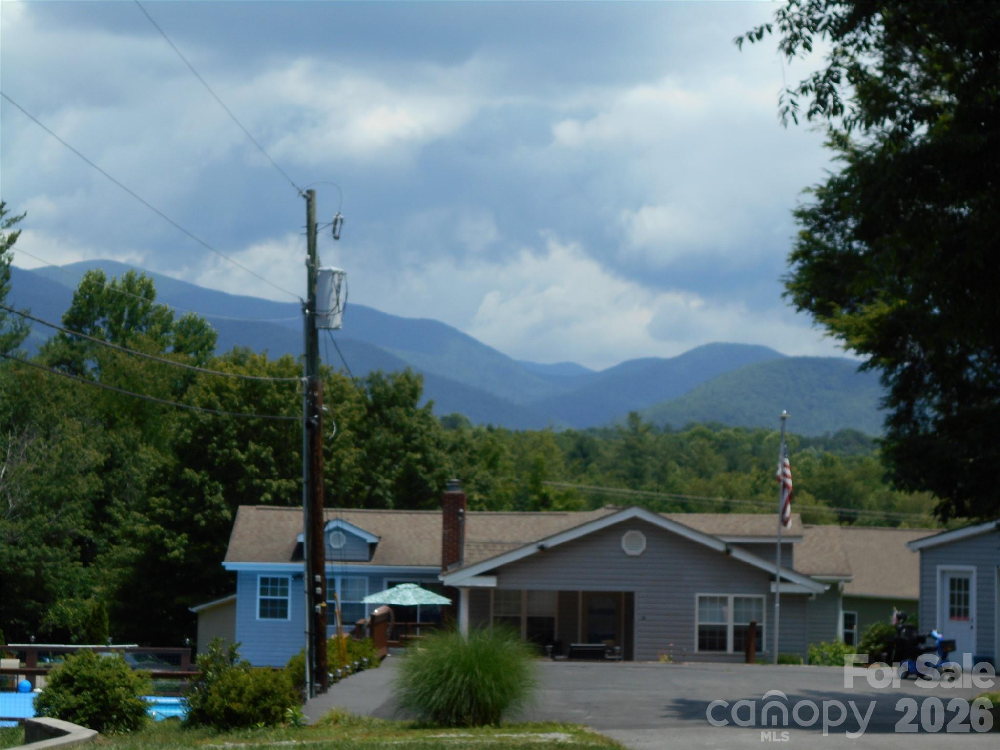18 Herron Street — Black Mountain