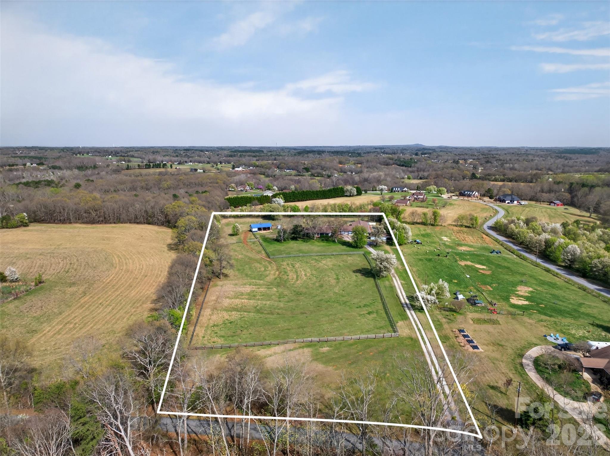 341 Ridings Road — Chesnee