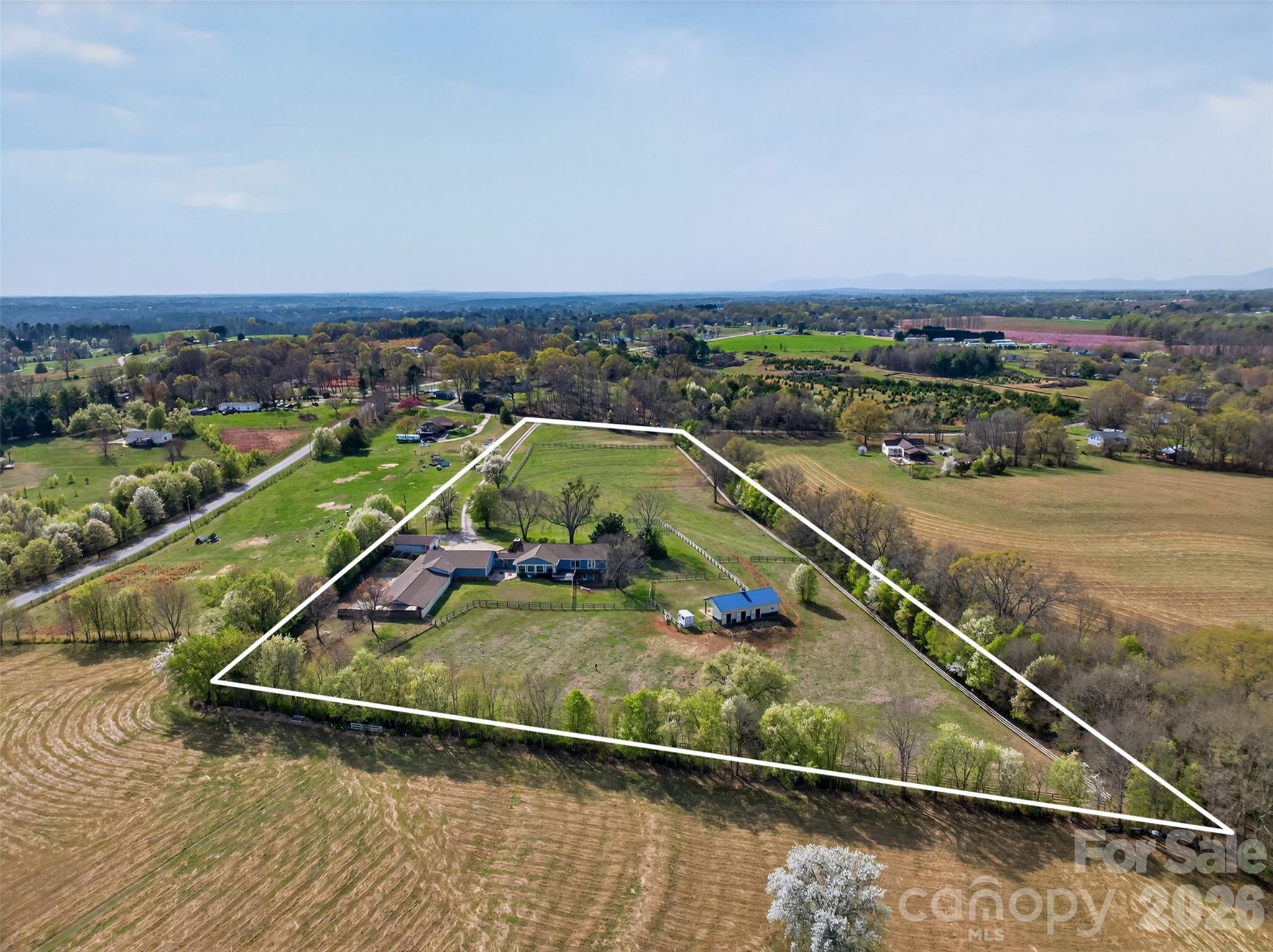 341 Ridings Road — Chesnee