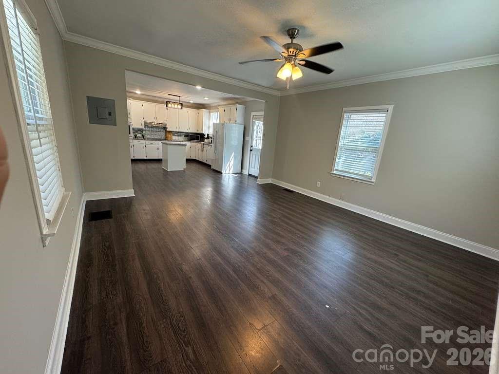 741 W Brooklyn Avenue — Lancaster