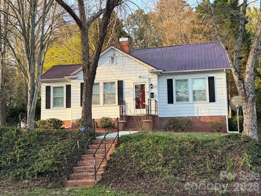 741 W Brooklyn Avenue — Lancaster