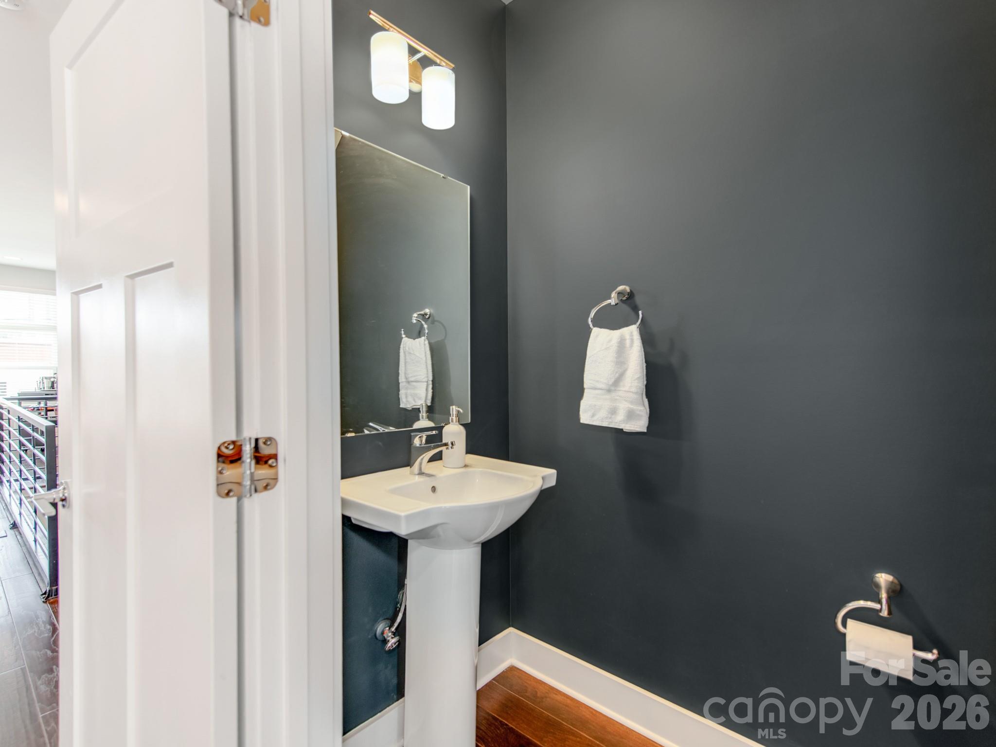436 Southend Crossing Lane — Charlotte