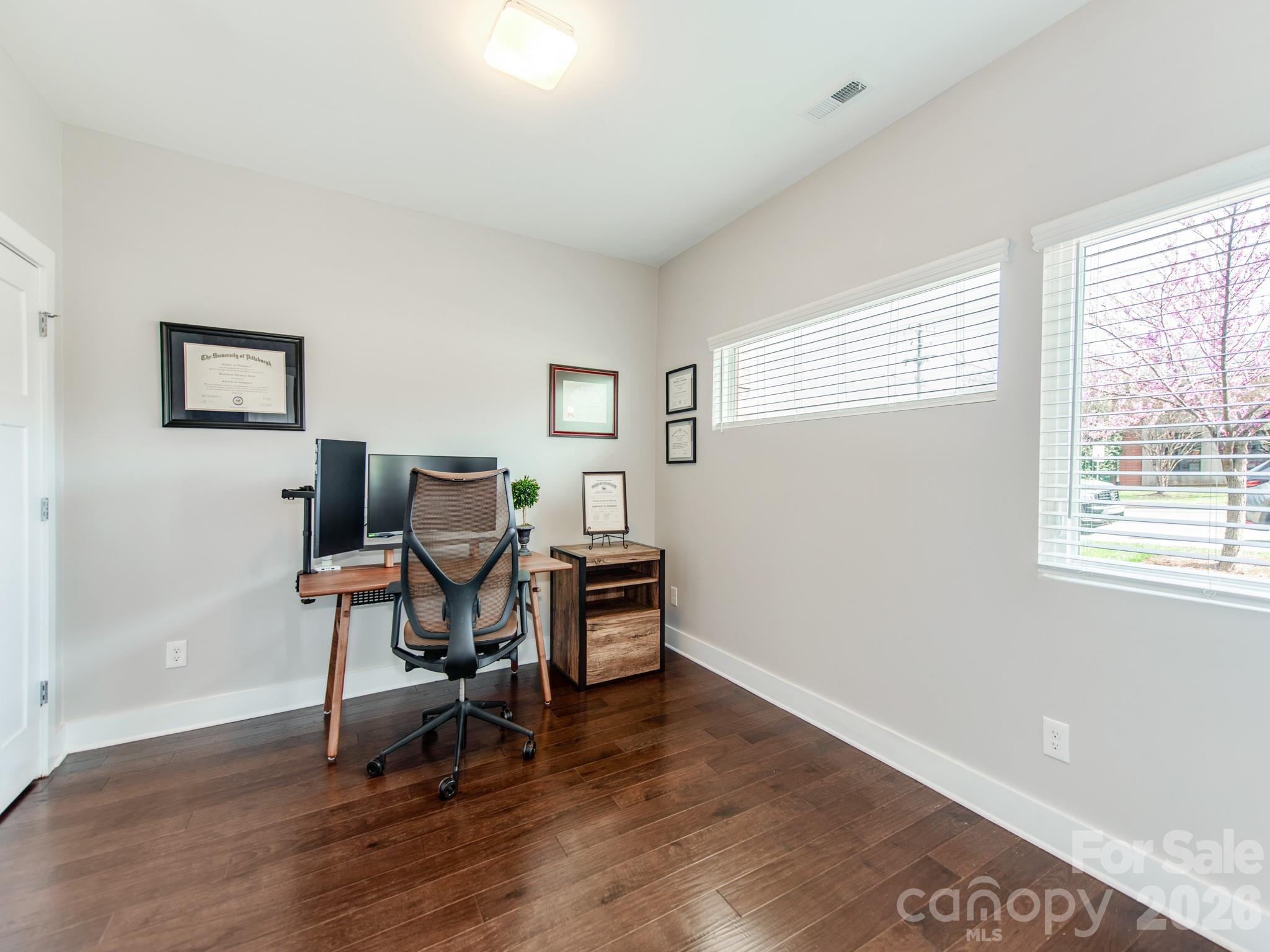 436 Southend Crossing Lane — Charlotte
